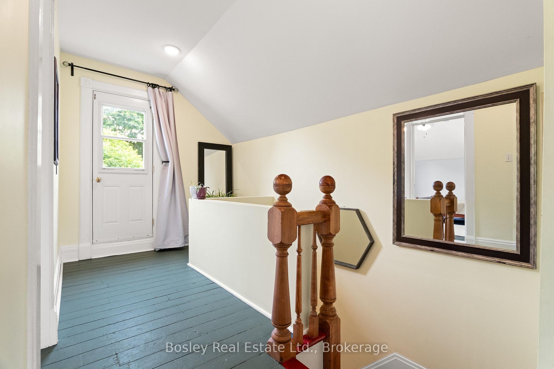 Photo 18 of 29 St Leger Street, Kitchener — HOMEH