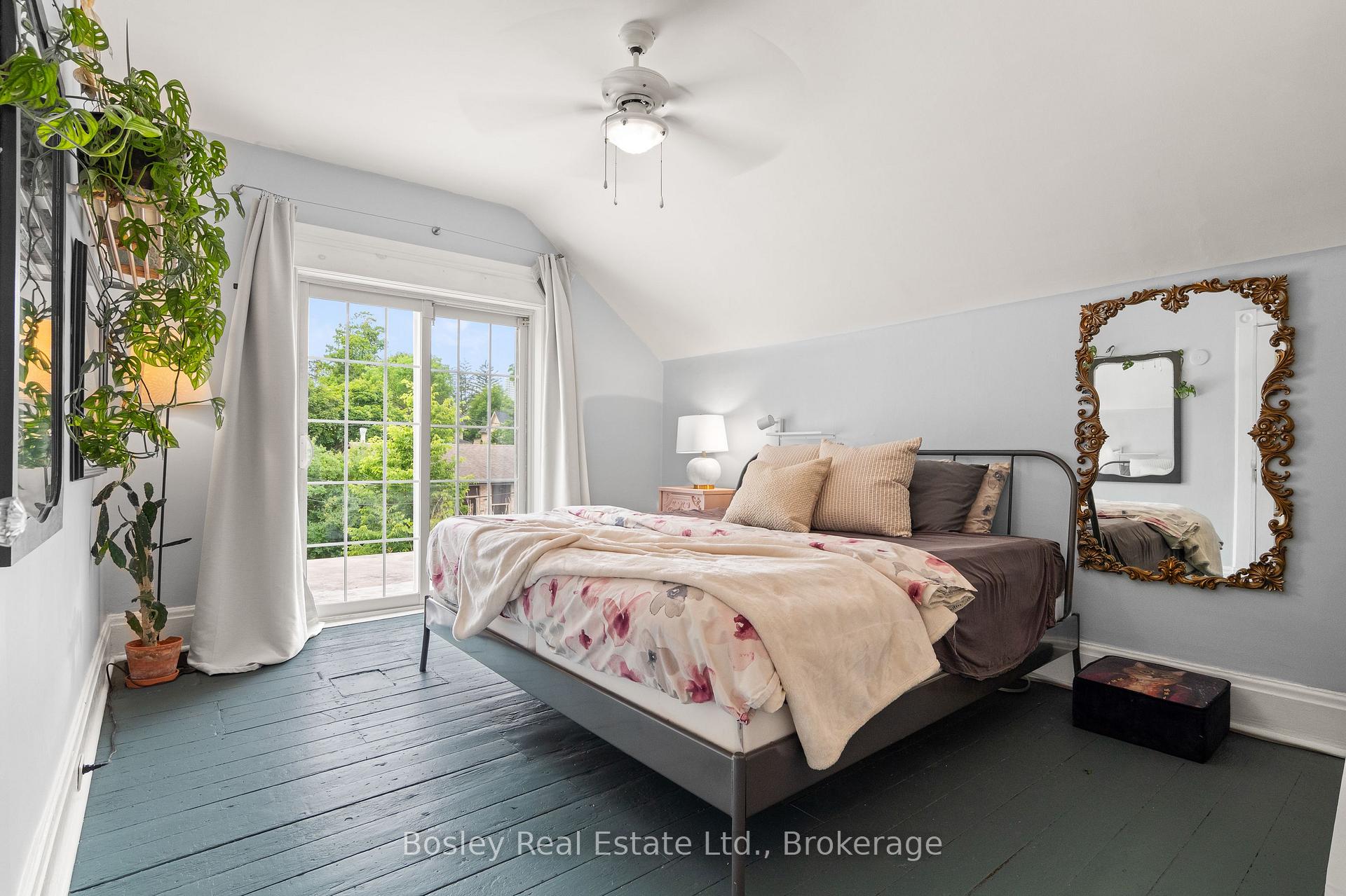 Photo 21 of 29 St Leger Street, Kitchener — HOMEH
