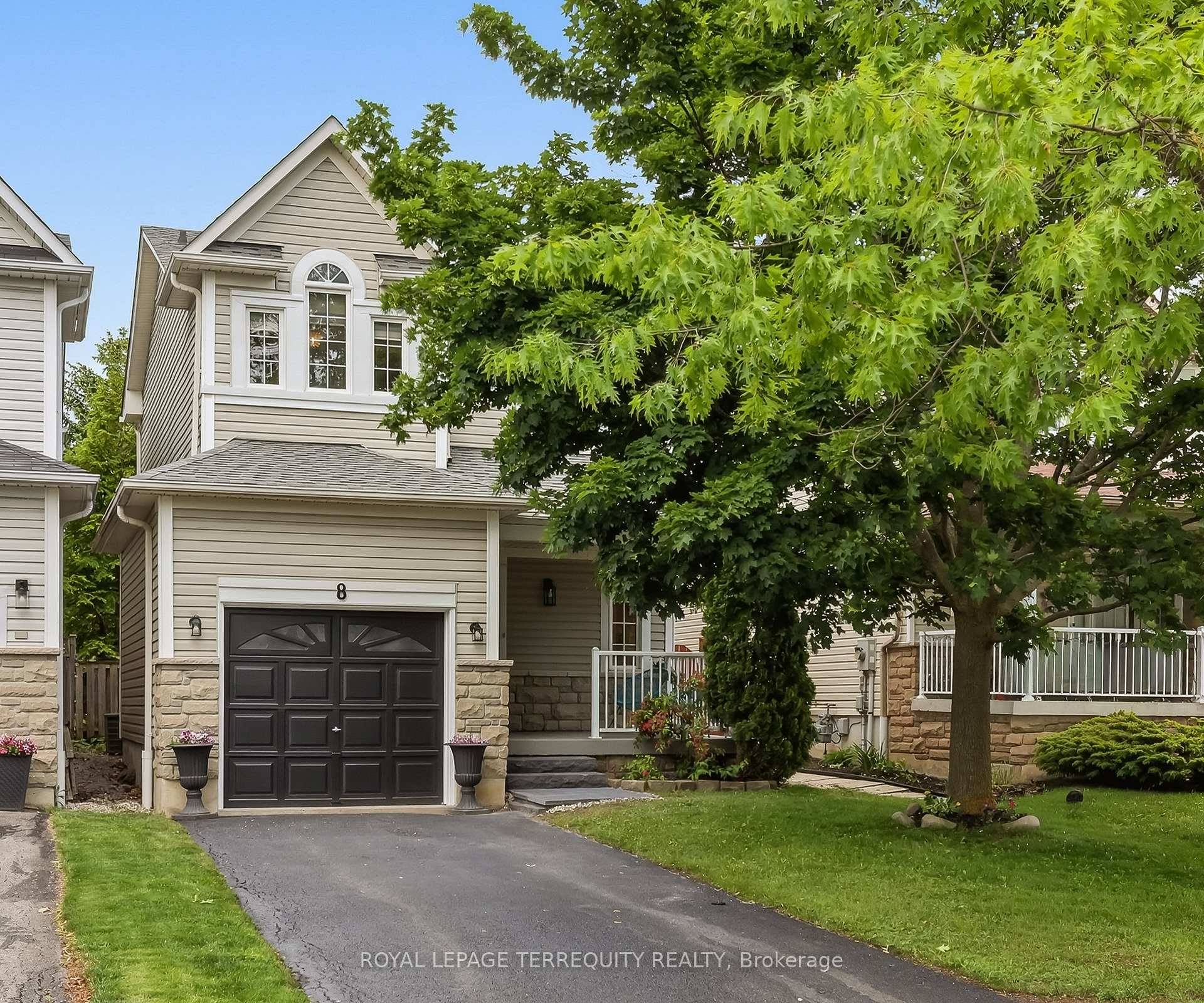 Front of 8 Sinden Drive