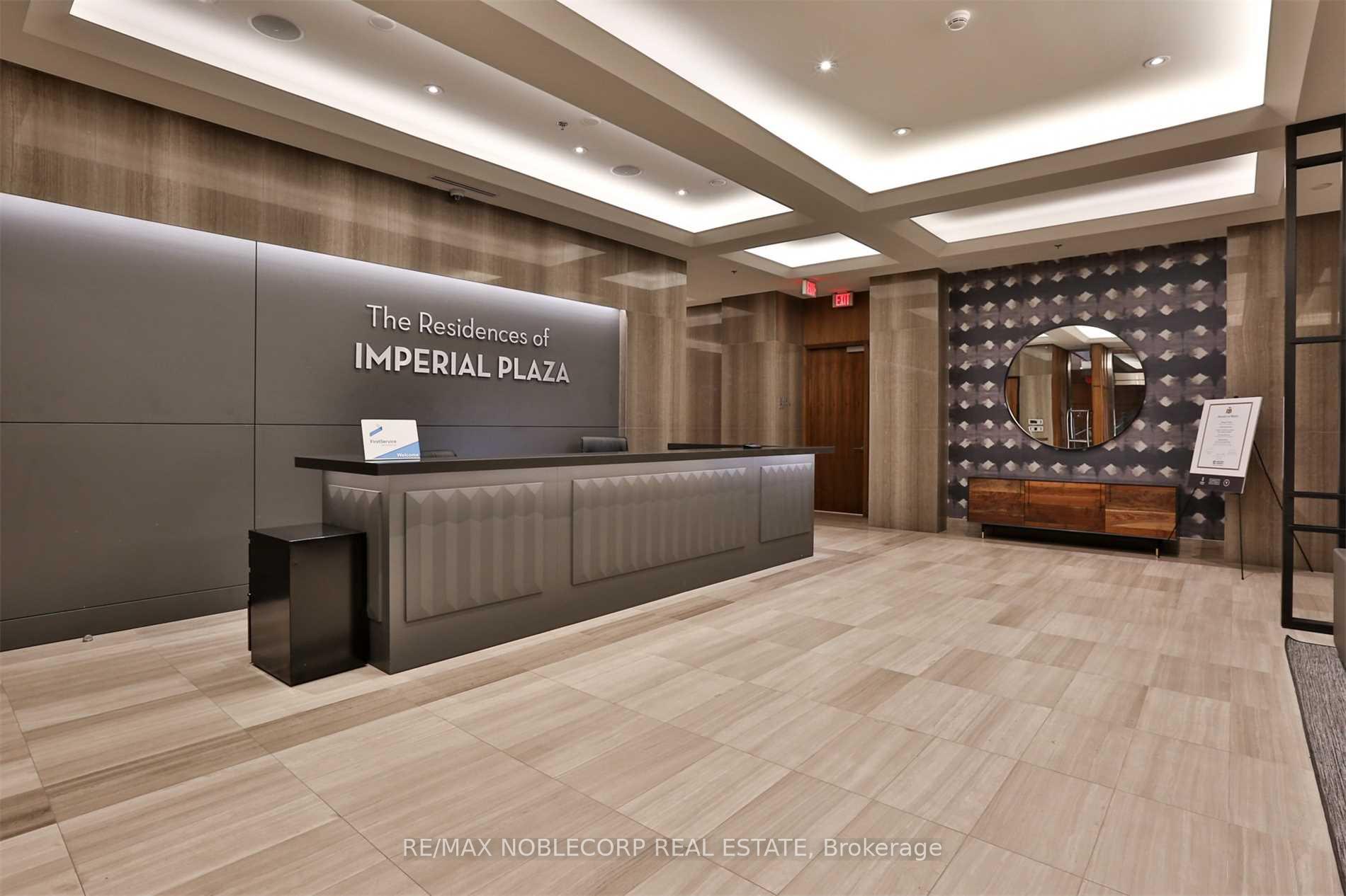 Photo 3 of Unit 724, 111 St Clair Avenue W, Toronto, Yonge-St. Clair — HOMEH