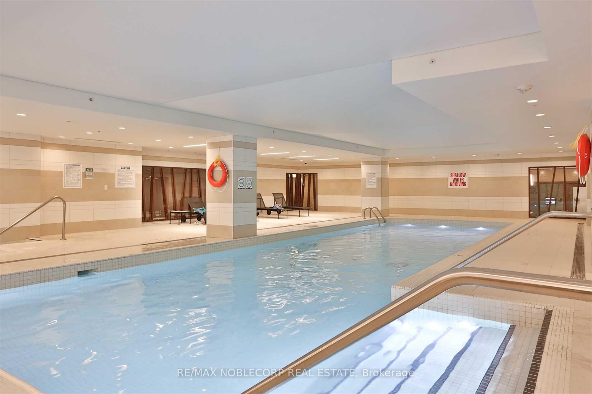 Photo 12 of Unit 724, 111 St Clair Avenue W, Toronto, Yonge-St. Clair — HOMEH