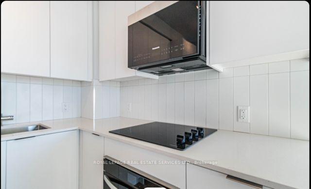 Photo 6 of Unit 3605, 2920 Highway 7 Boulevard, Vaughan, Concord — HOMEH