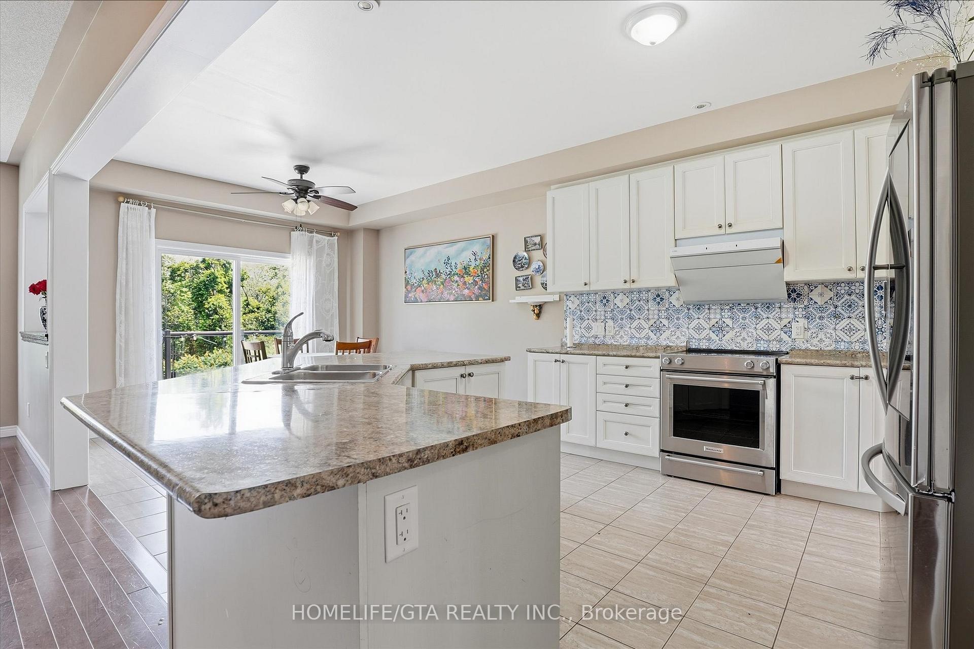 Photo 11 of 1011 Hinterland Court, Oshawa, Pinecrest — HOMEH