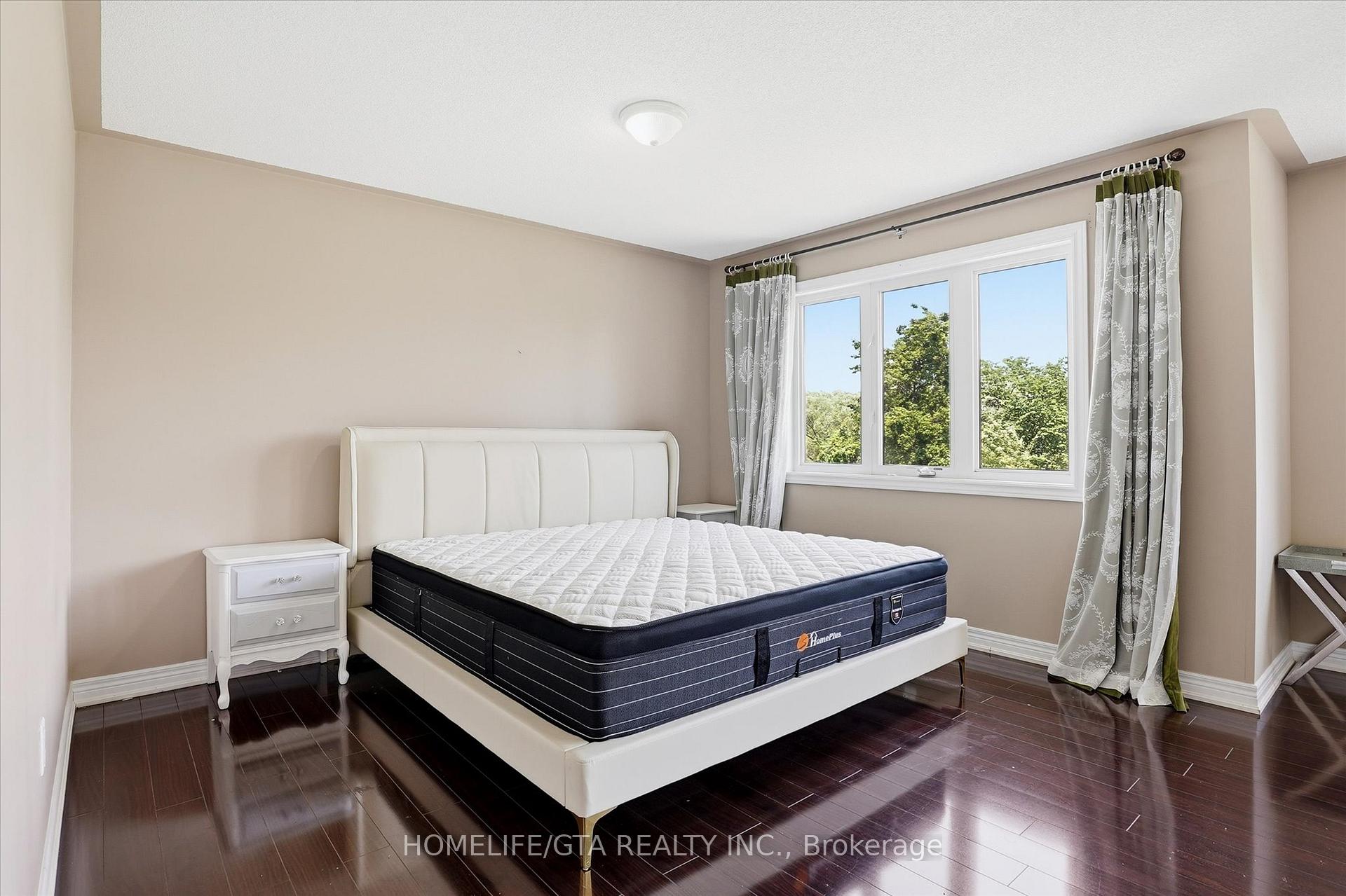 Photo 28 of 1011 Hinterland Court, Oshawa, Pinecrest — HOMEH