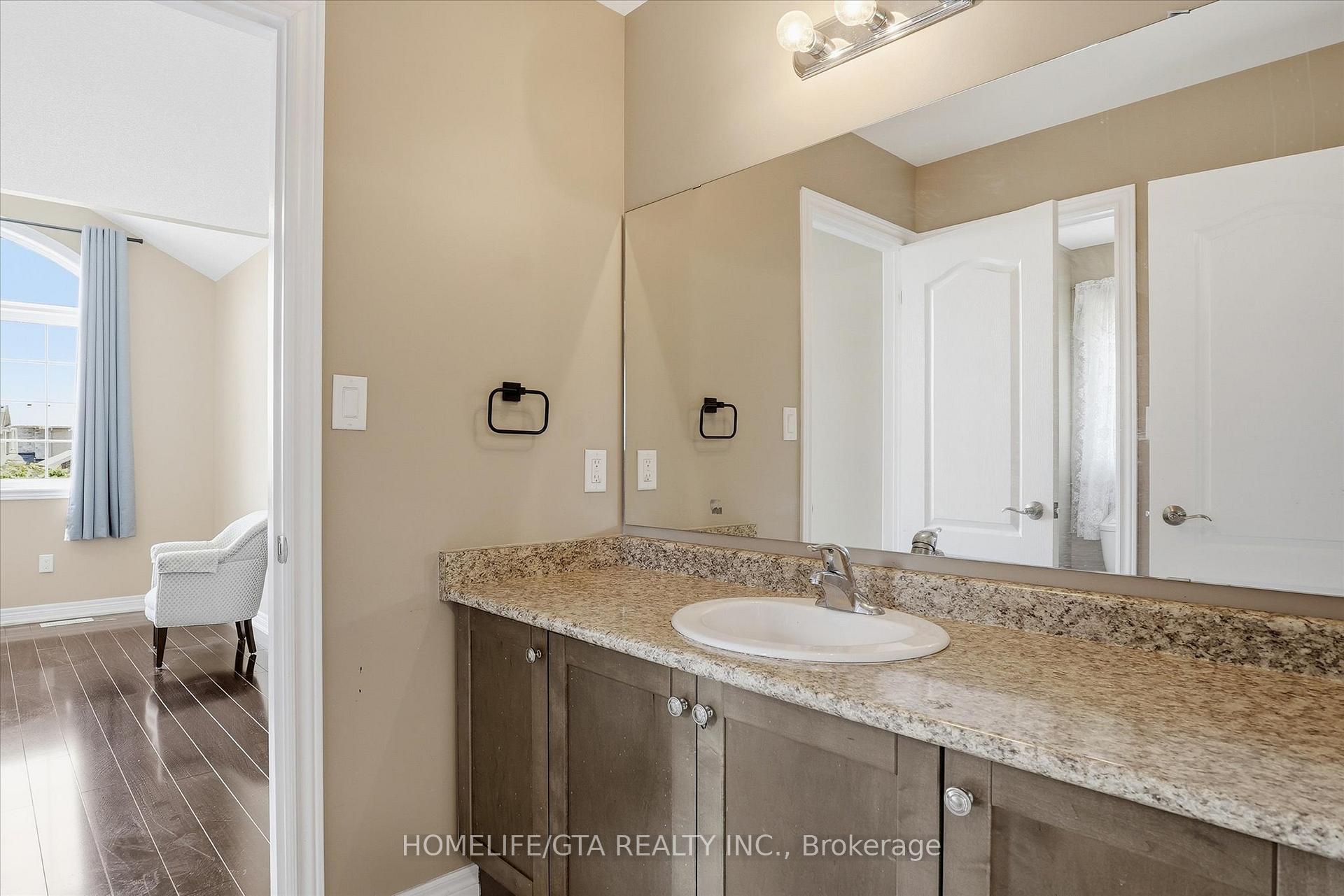 Photo 36 of 1011 Hinterland Court, Oshawa, Pinecrest — HOMEH