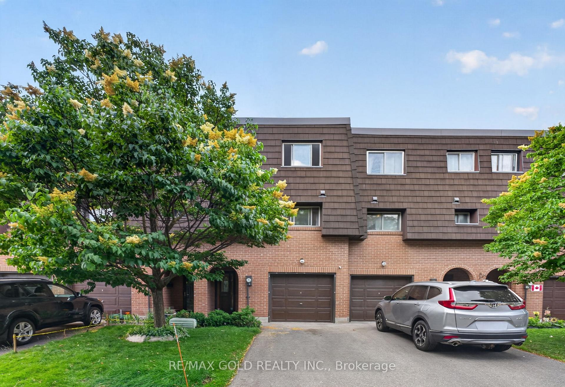 Photo 3 of Unit 5, 68 Darras Court, Brampton, Southgate — HOMEH