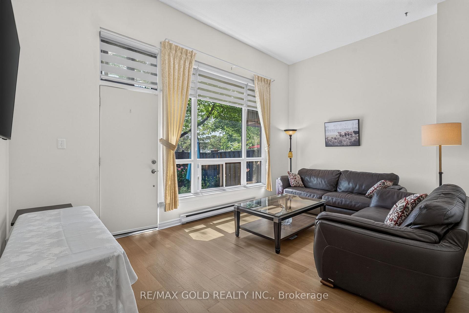 Photo 9 of Unit 5, 68 Darras Court, Brampton, Southgate — HOMEH