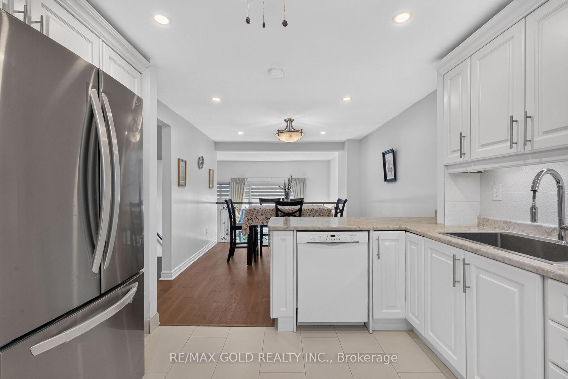 Photo 18 of Unit 5, 68 Darras Court, Brampton, Southgate — HOMEH