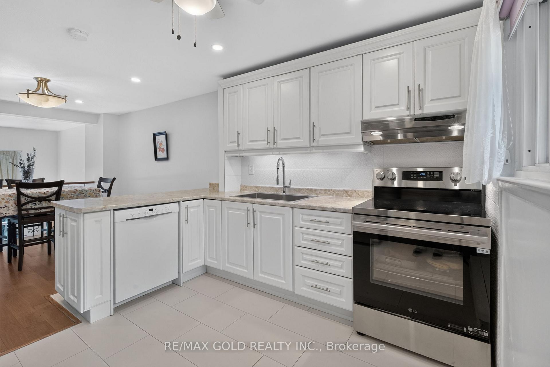 Photo 19 of Unit 5, 68 Darras Court, Brampton, Southgate — HOMEH