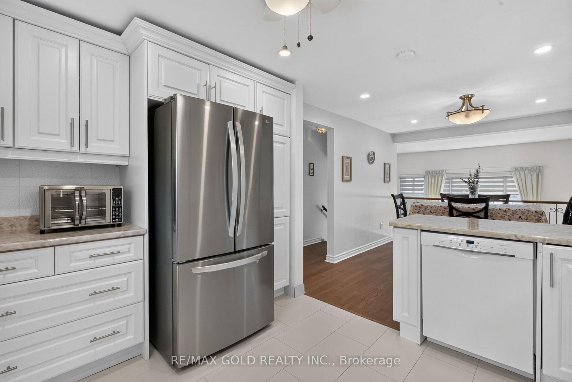 Photo 21 of Unit 5, 68 Darras Court, Brampton, Southgate — HOMEH