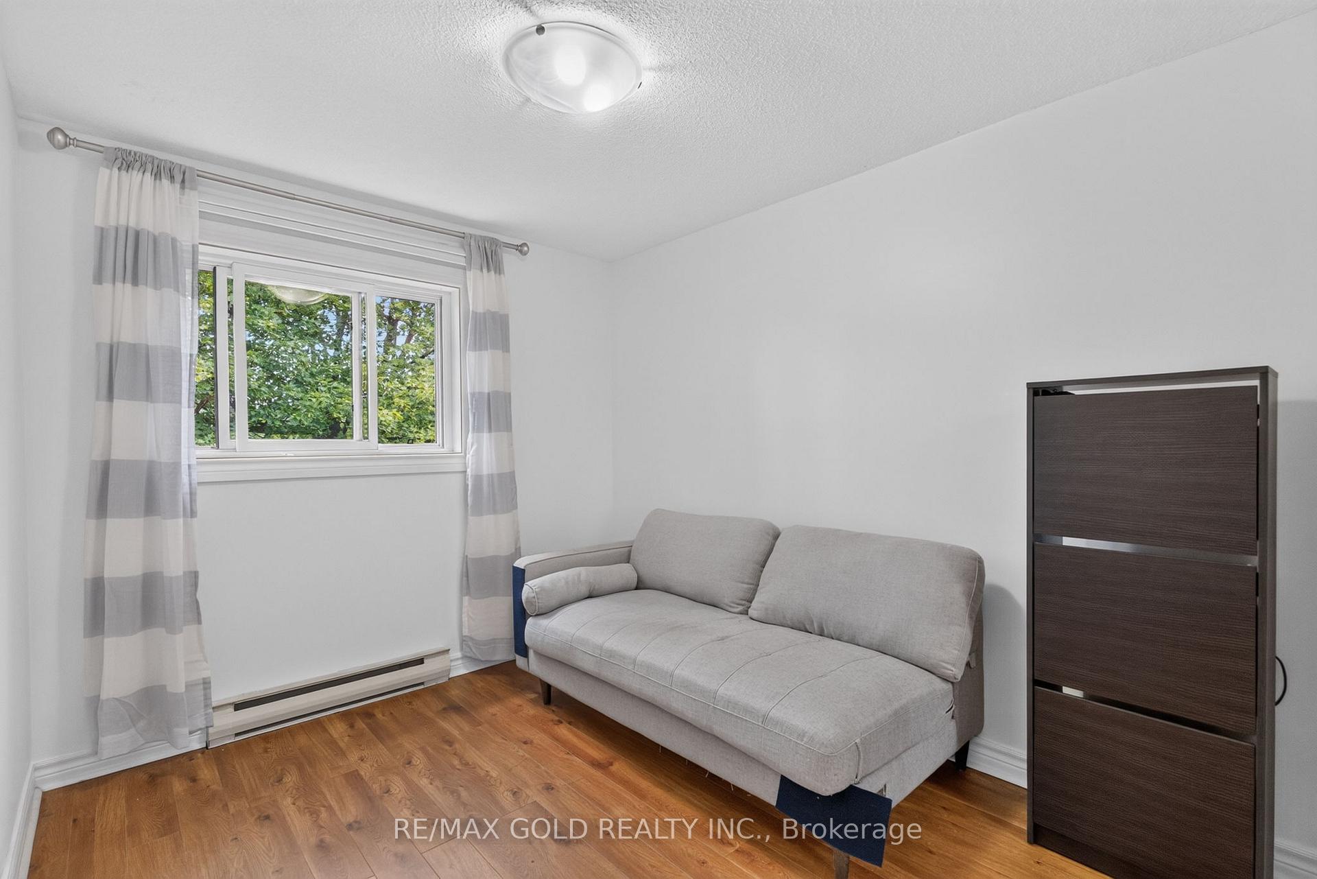 Photo 32 of Unit 5, 68 Darras Court, Brampton, Southgate — HOMEH