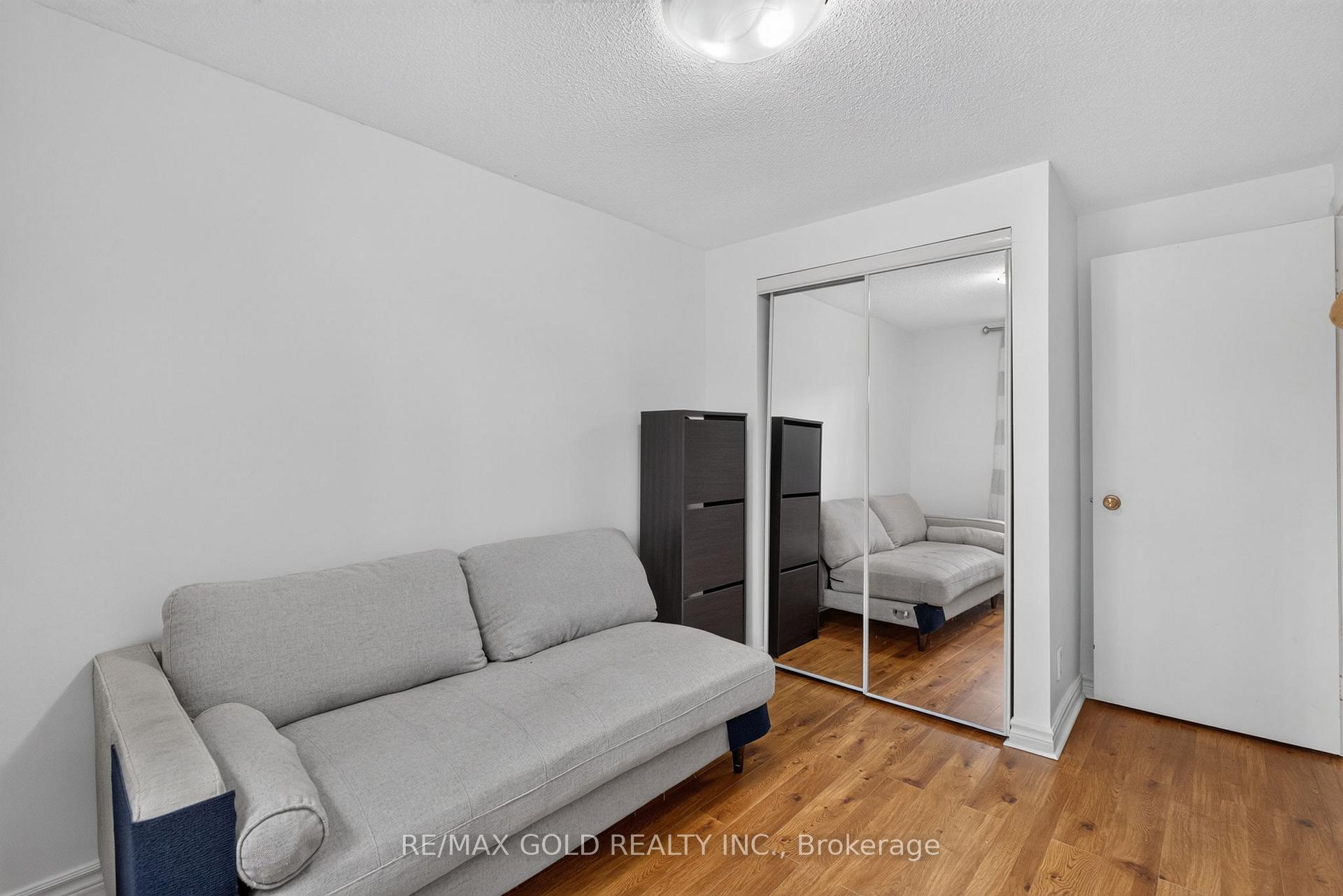 Photo 33 of Unit 5, 68 Darras Court, Brampton, Southgate — HOMEH
