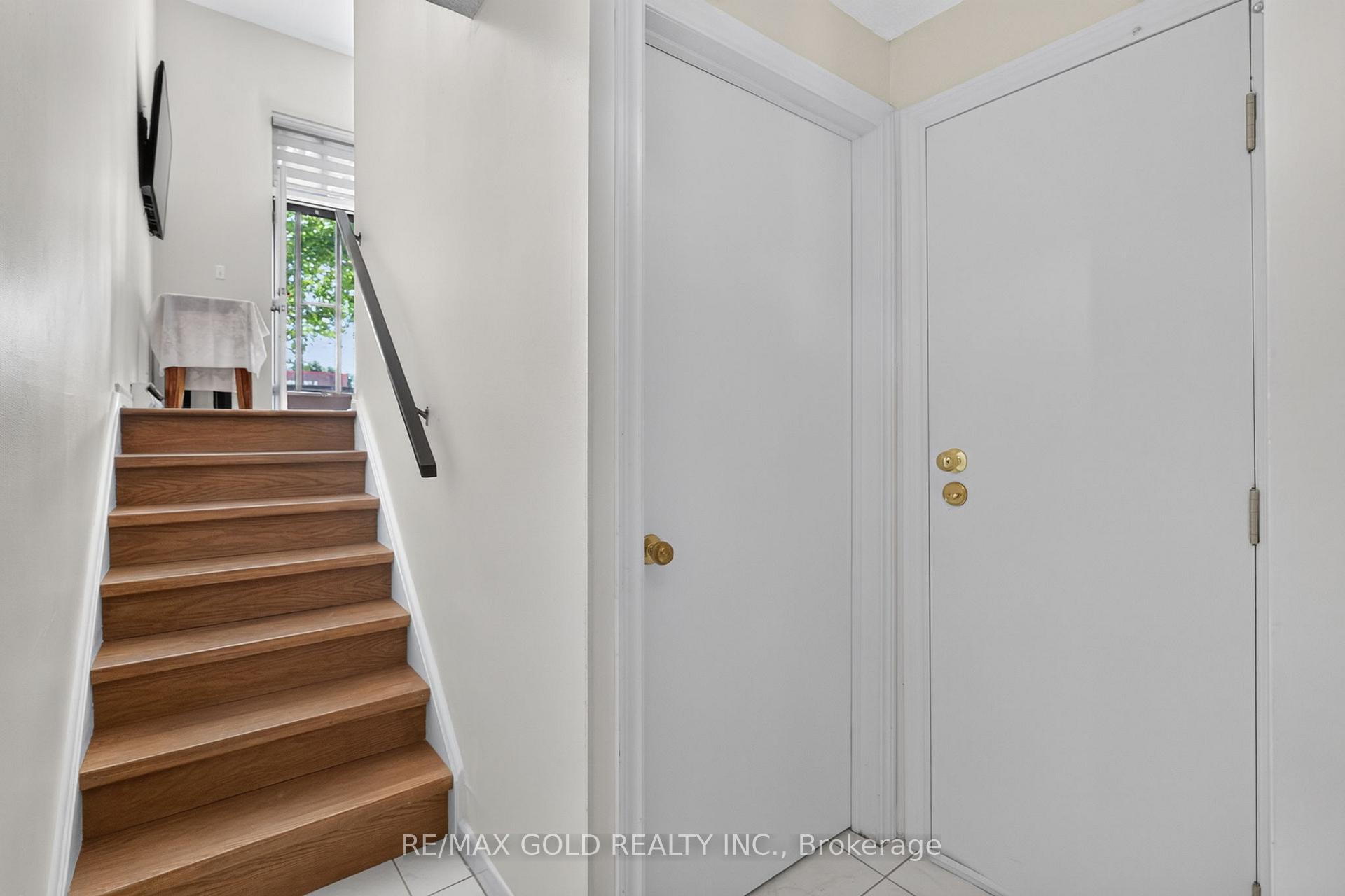 Photo 36 of Unit 5, 68 Darras Court, Brampton, Southgate — HOMEH