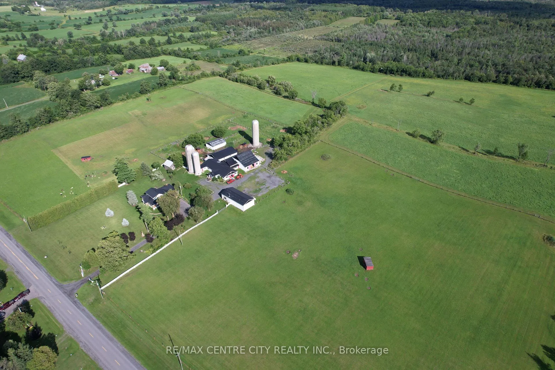 Photo 8 of 19152 County Rd 25, South Glengarry, South Glengarry (Charlottenburgh) Twp — HOMEH