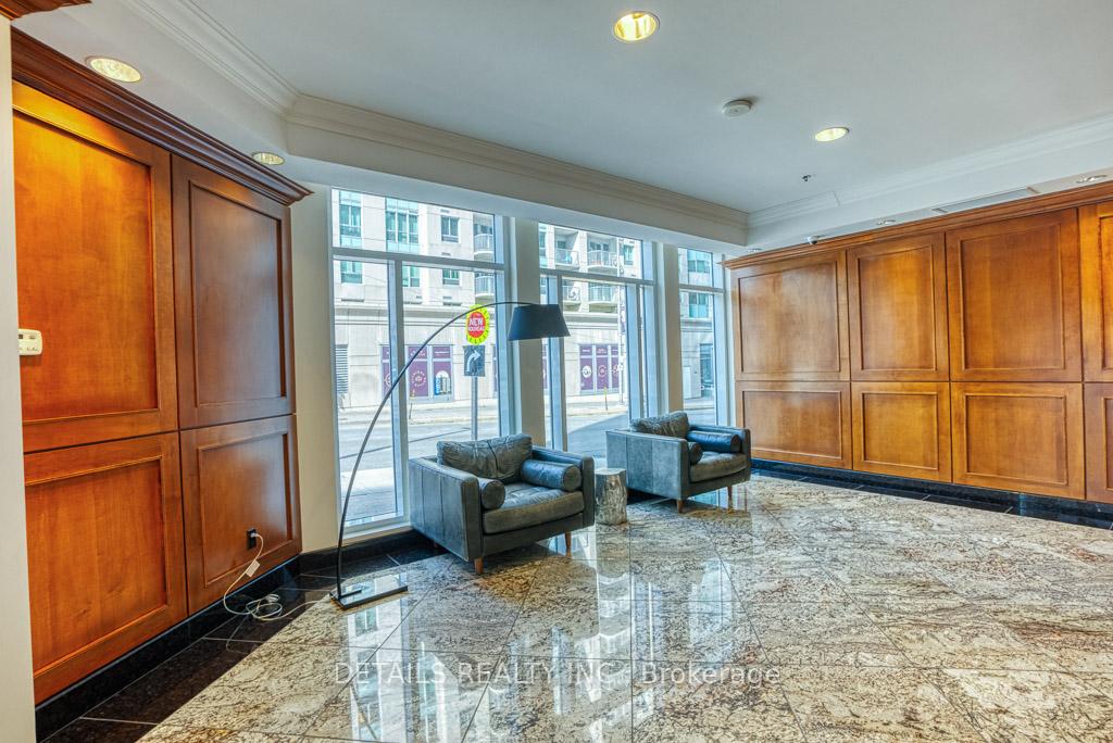 Photo 5 of Unit 704, 195 Besserer Street, Ottawa, Sandy Hill — HOMEH