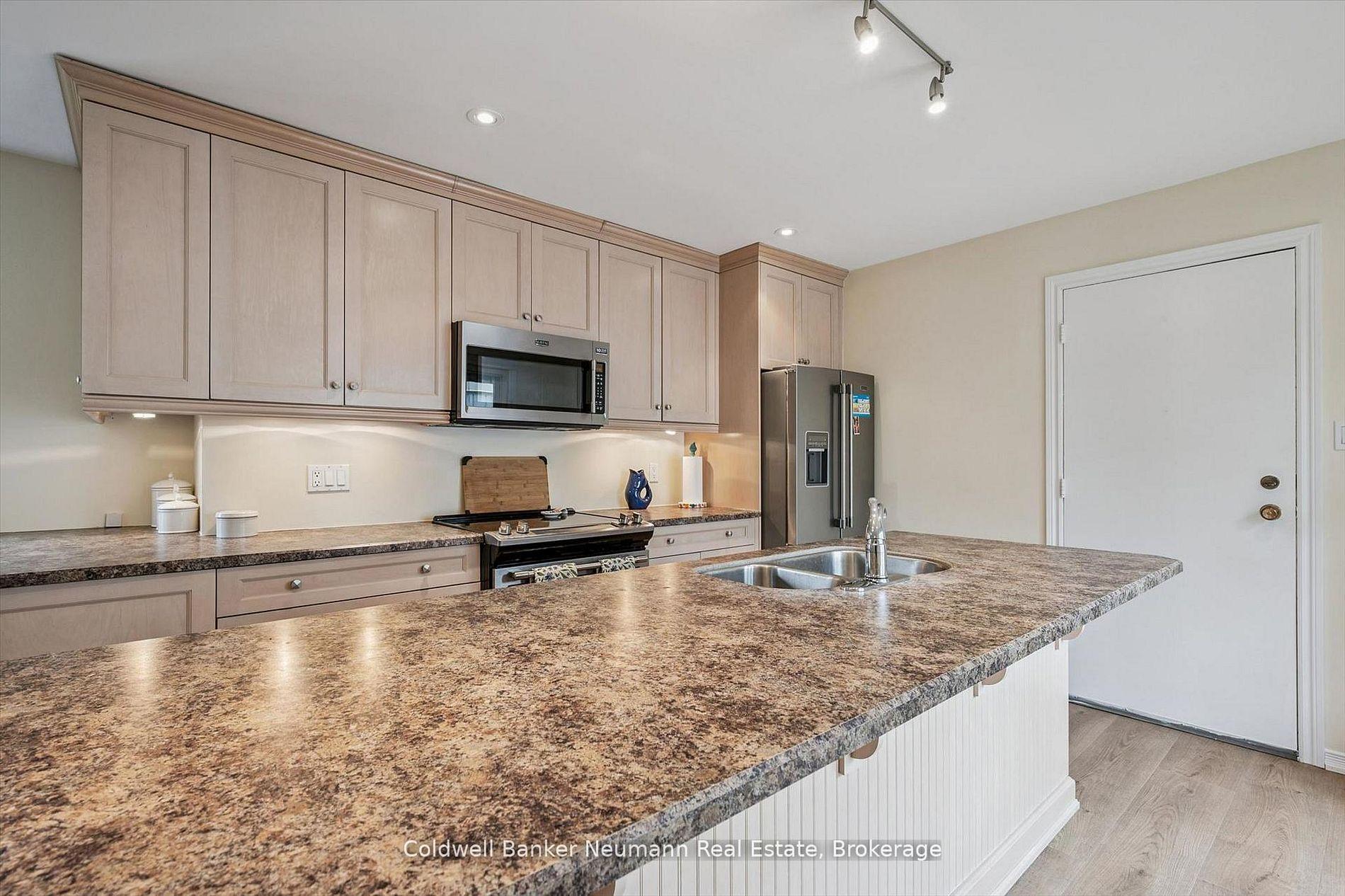 Photo 9 of 59 Wilsonview Avenue, Guelph, Dovercliffe Park/Old University — HOMEH