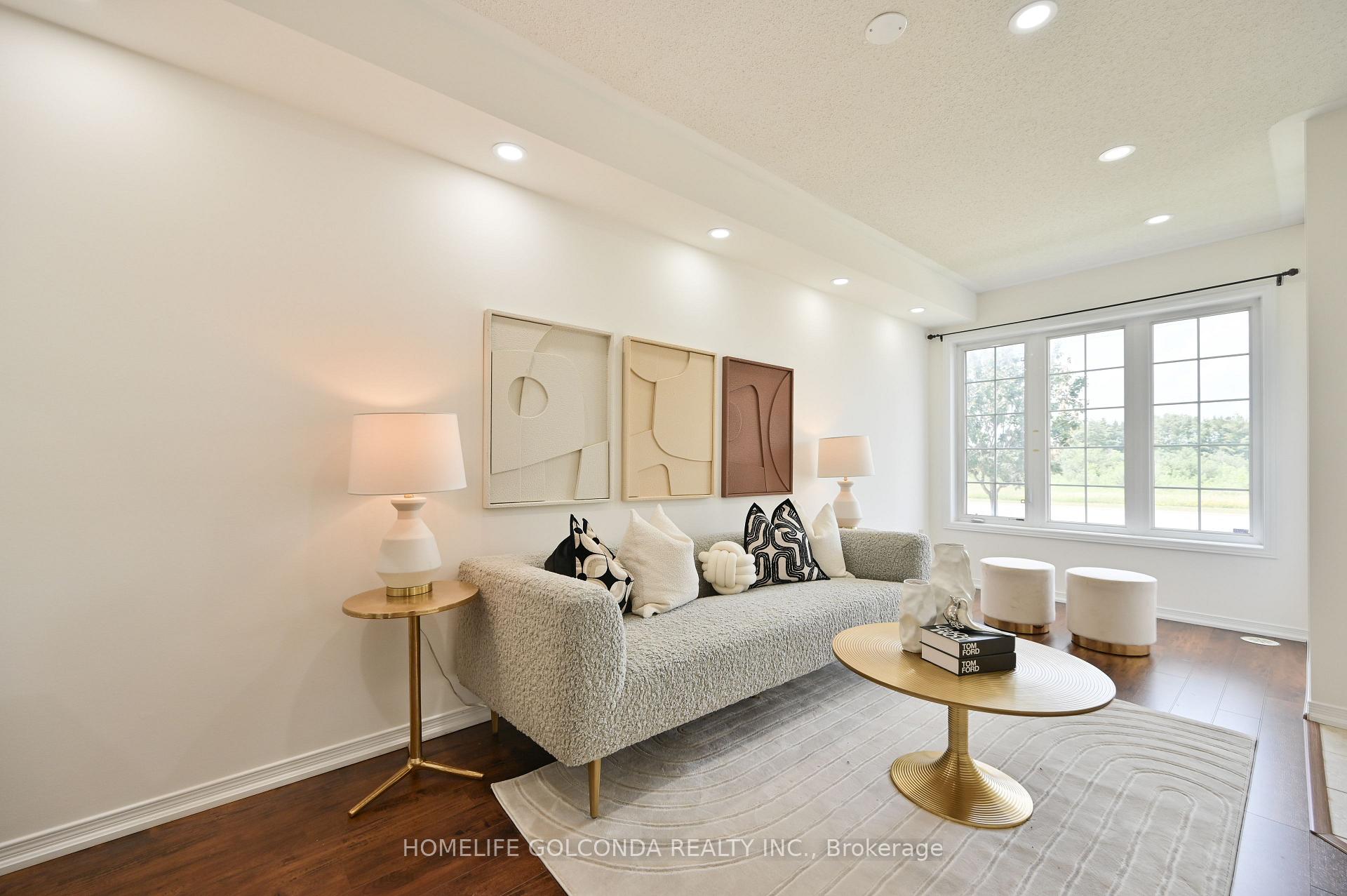 Photo 3 of 5277 Major Mackenzie Drive E, Markham, Berczy — HOMEH