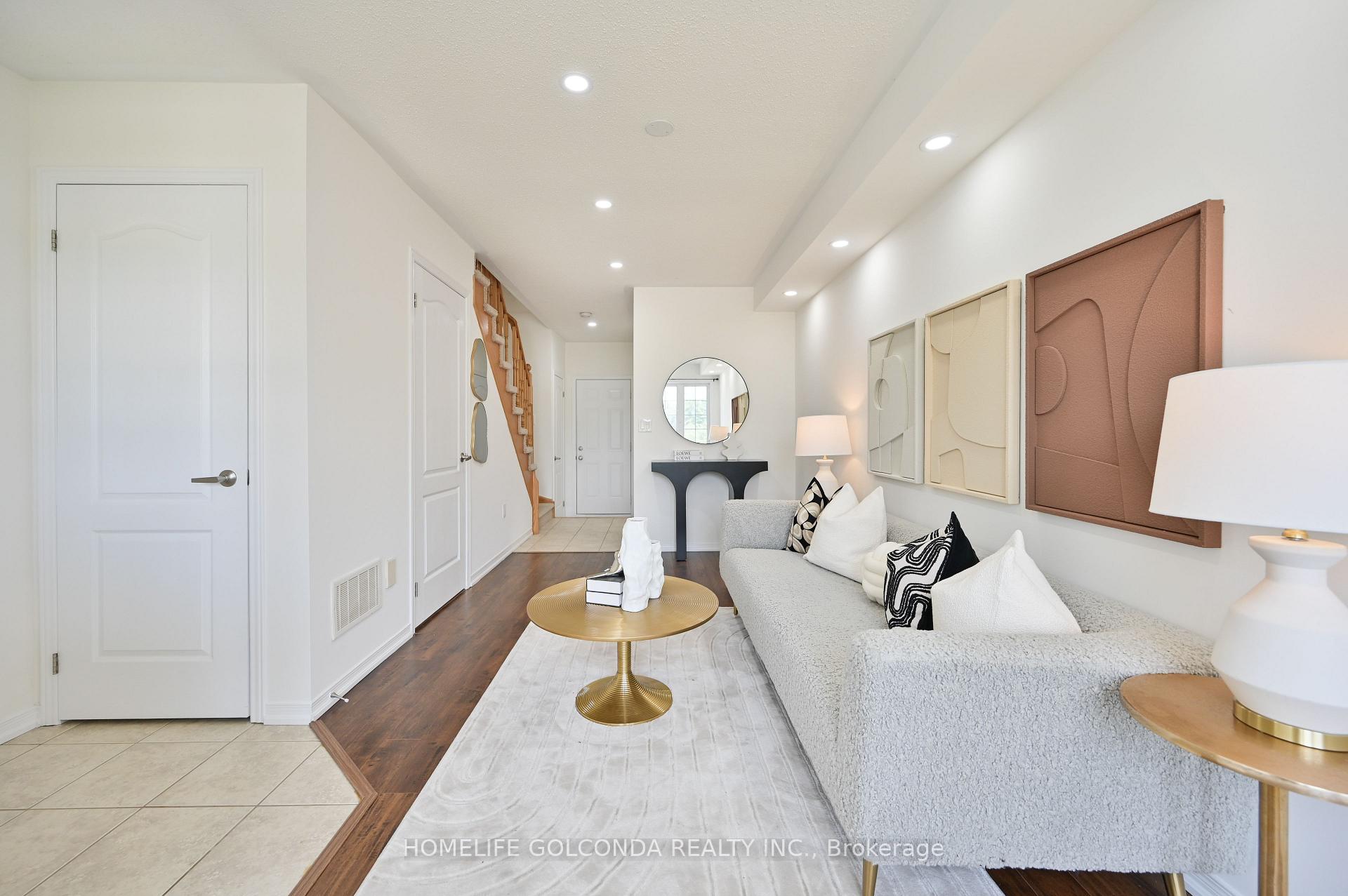 Photo 5 of 5277 Major Mackenzie Drive E, Markham, Berczy — HOMEH