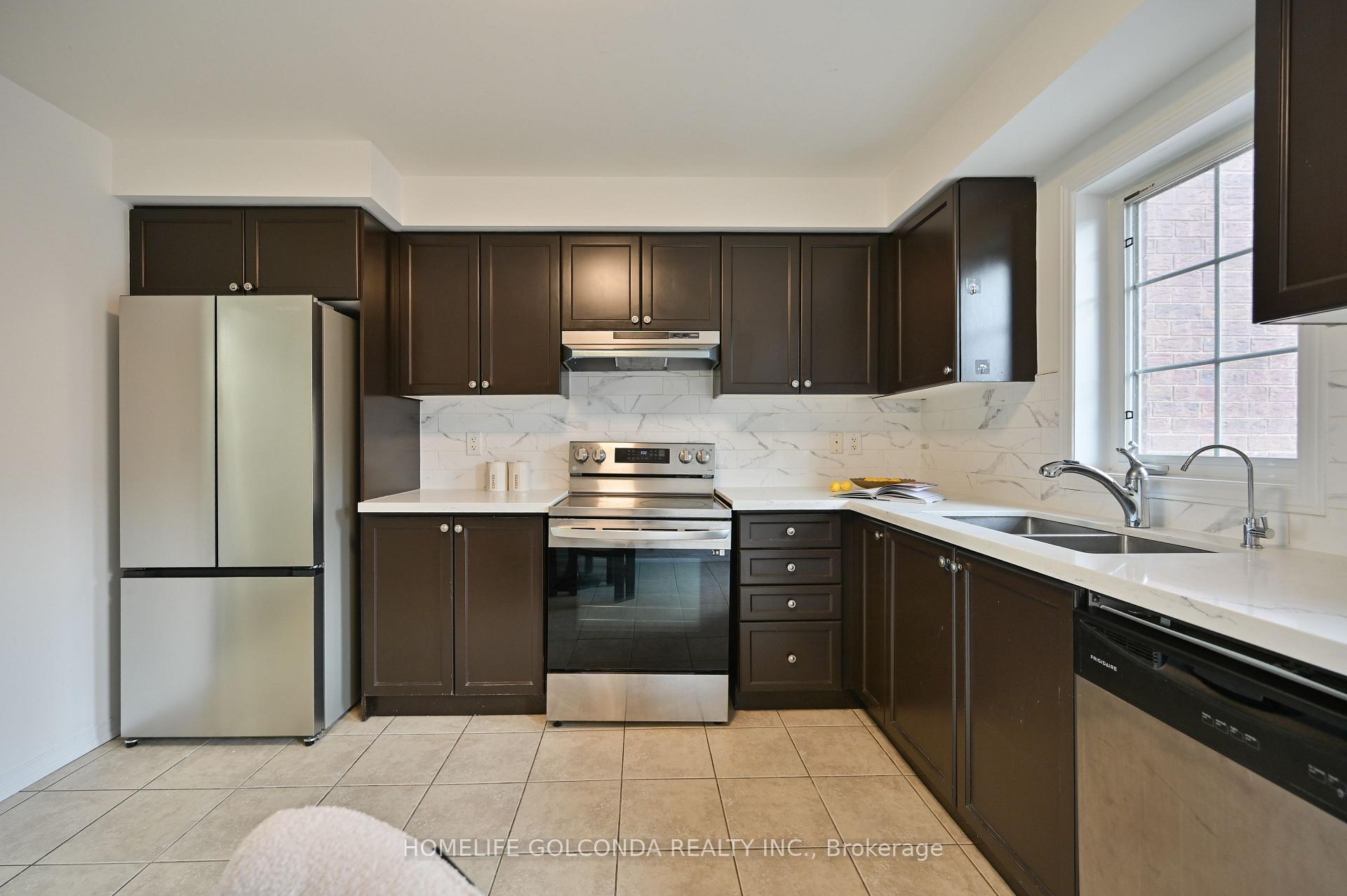 Photo 18 of 5277 Major Mackenzie Drive E, Markham, Berczy — HOMEH