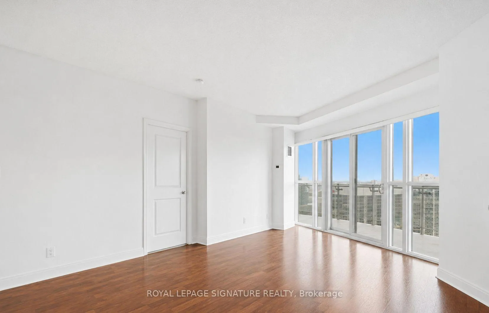 Photo 2 of Unit 2401, 50 Absolute Avenue, Mississauga, City Centre — HOMEH