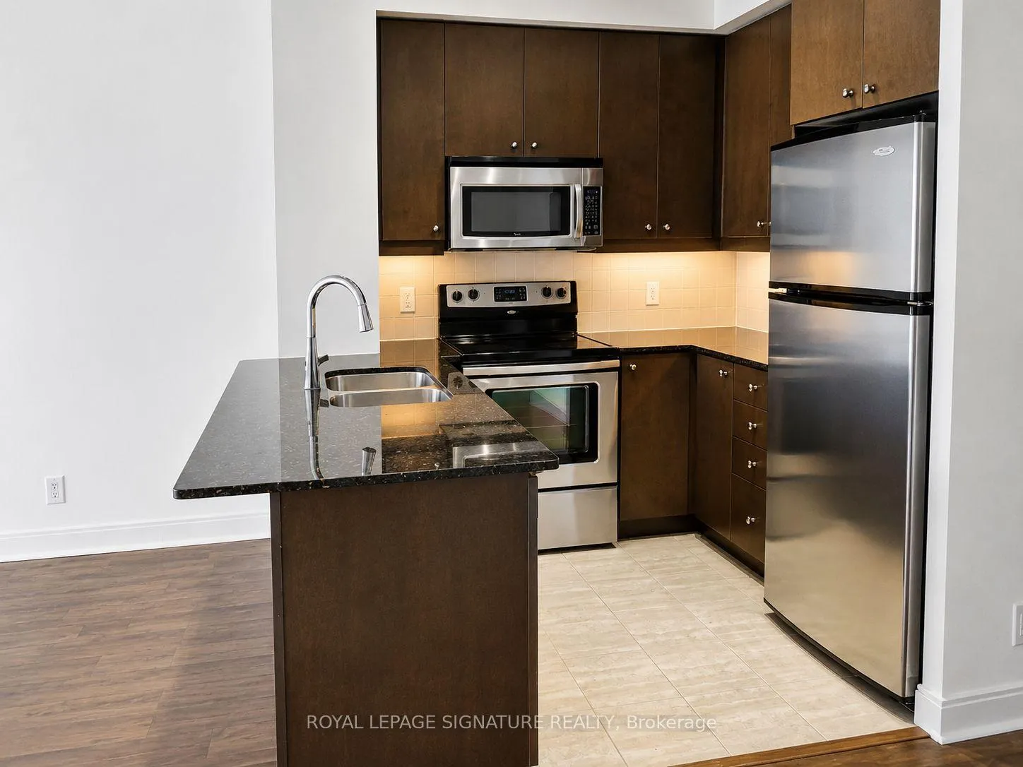 Photo 5 of Unit 2401, 50 Absolute Avenue, Mississauga, City Centre — HOMEH