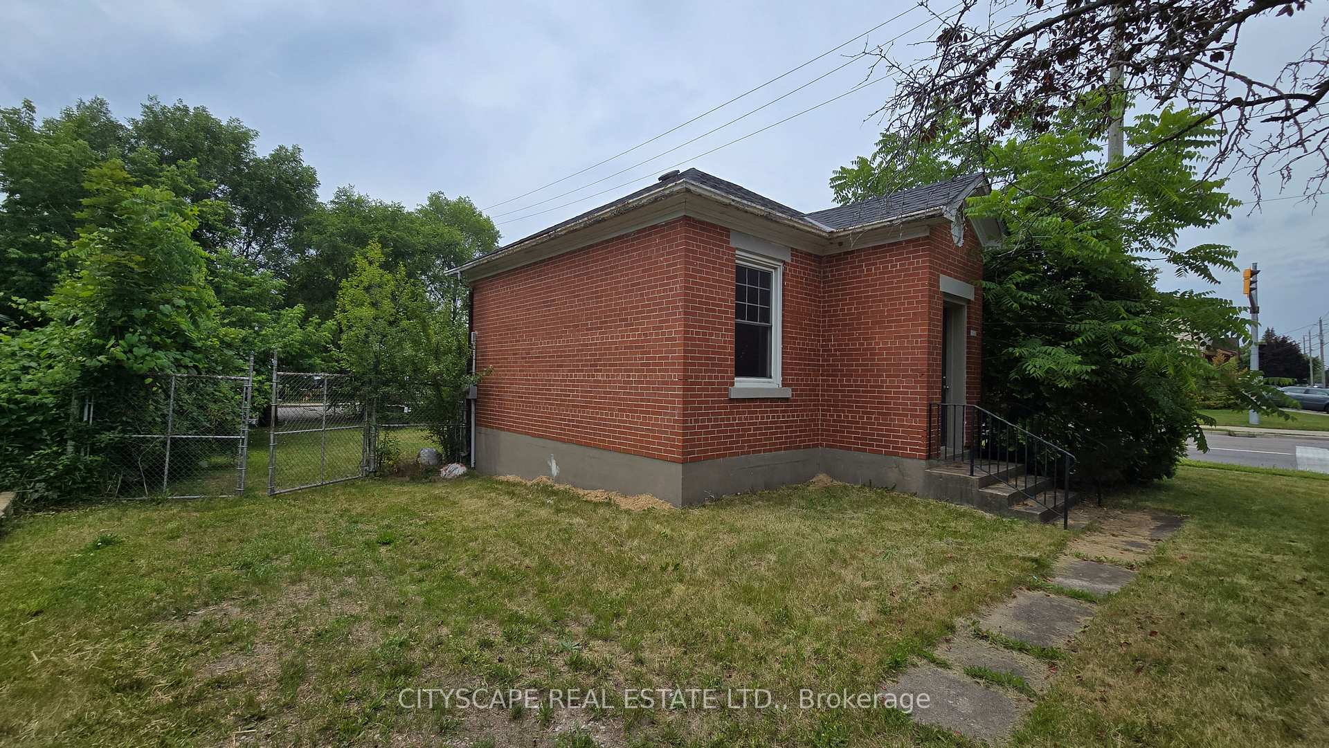 Photo 5 of 1504 Concession Road, Cambridge, Lang's Farm — HOMEH