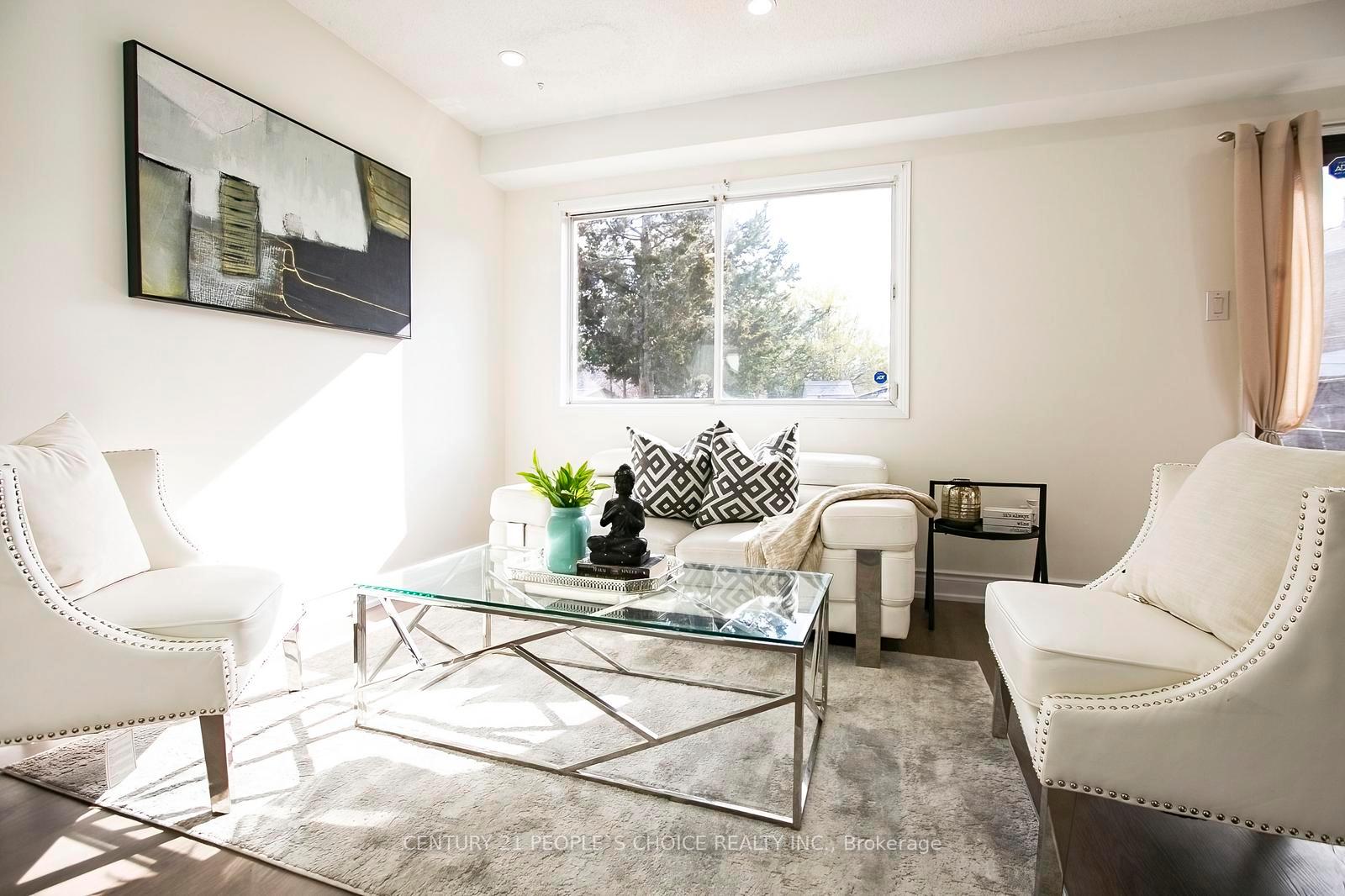 Photo 5 of 20 Letty Avenue, Brampton, Fletcher's West — HOMEH