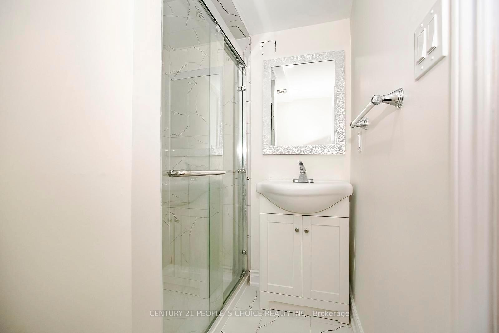 Photo 38 of 20 Letty Avenue, Brampton, Fletcher's West — HOMEH