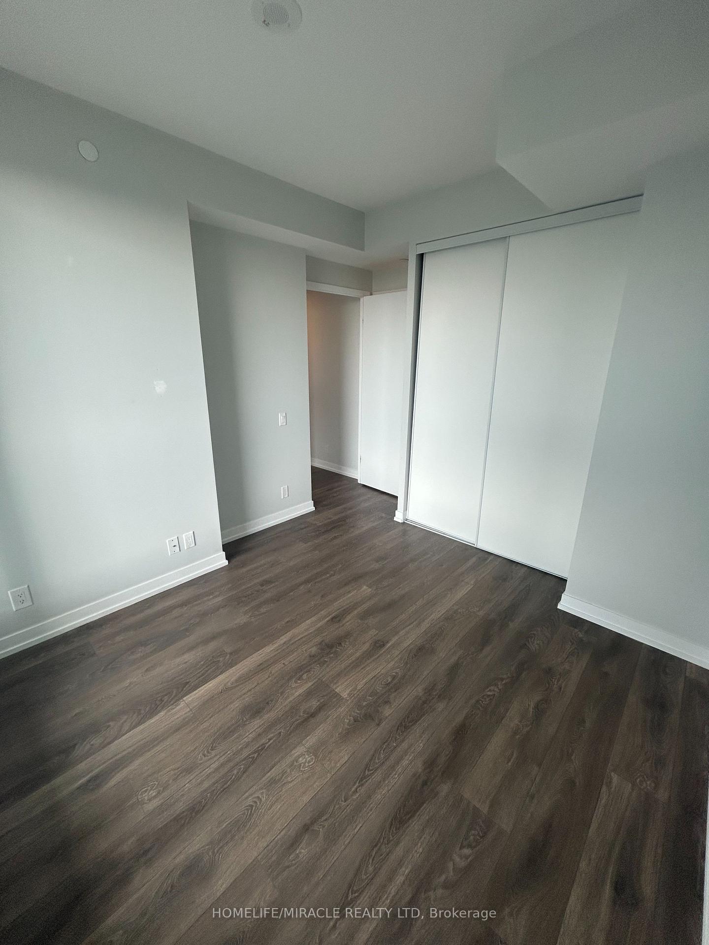 Photo 10 of Unit 4801, 5 Buttermill Avenue, Vaughan, Vaughan Corporate Centre — HOMEH
