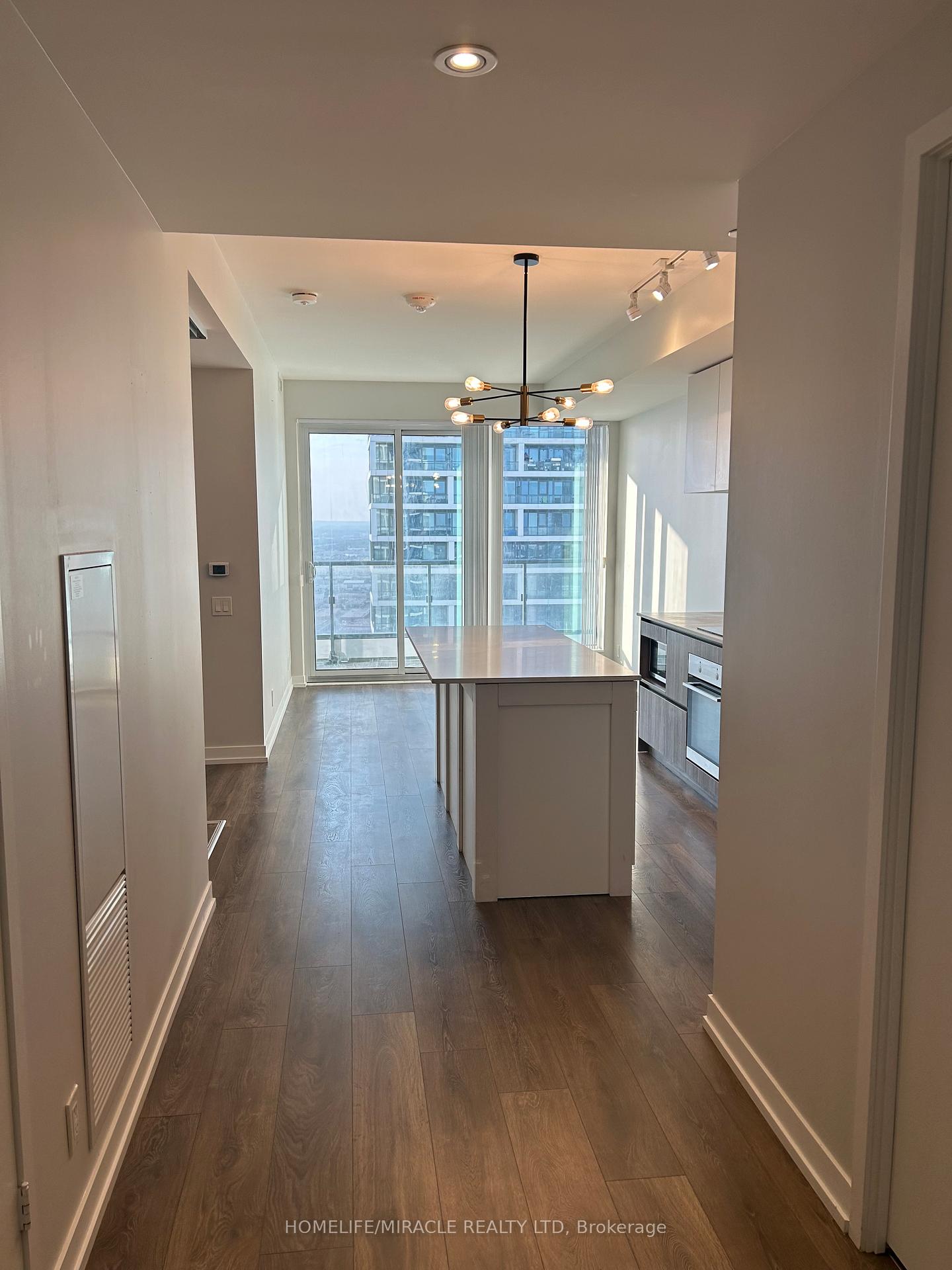 Photo 18 of Unit 4801, 5 Buttermill Avenue, Vaughan, Vaughan Corporate Centre — HOMEH