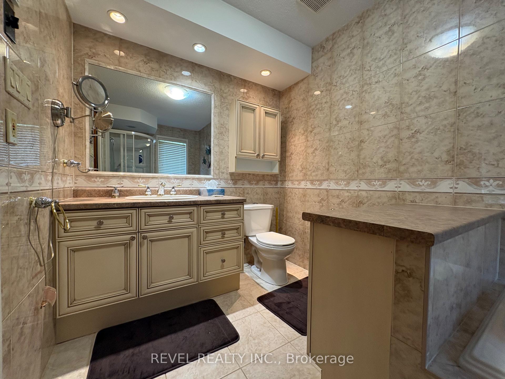 Photo 28 of 404 Thirteenth Avenue, Cochrane — HOMEH