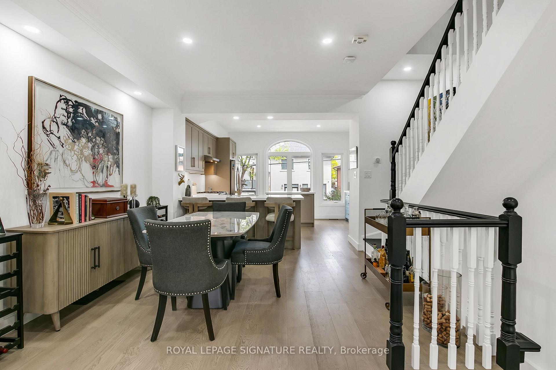Photo 5 of 41 San Remo Terrace, Etobicoke, Mimico — HOMEH
