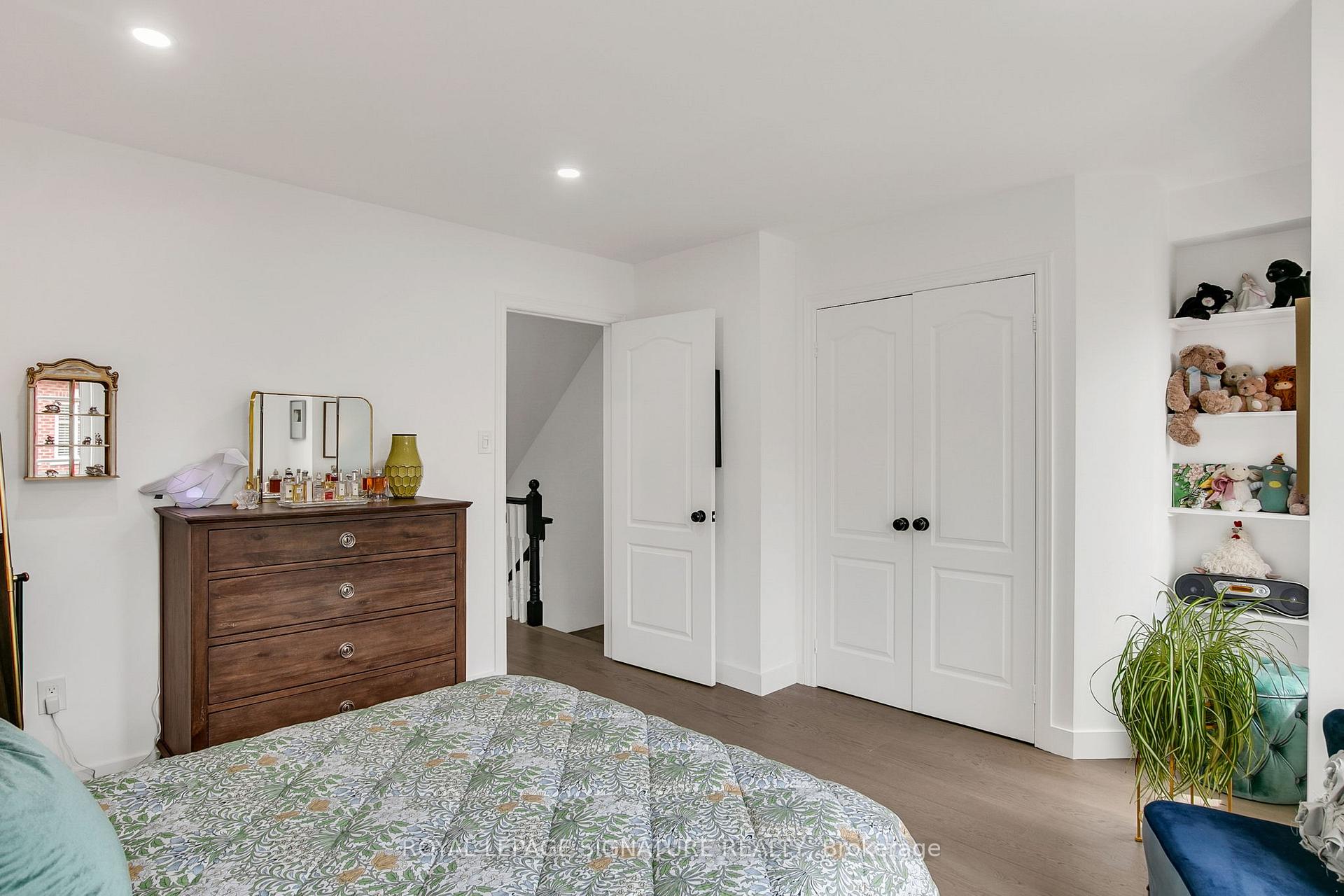 Photo 17 of 41 San Remo Terrace, Etobicoke, Mimico — HOMEH