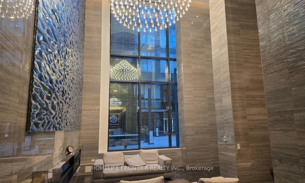 Photo 3 of Unit 619, 115 Blue Jays Way, Toronto, Waterfront Communities — HOMEH