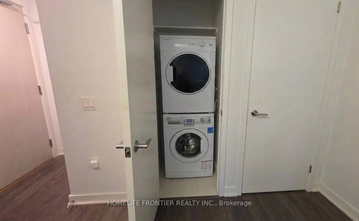 Photo 8 of Unit 619, 115 Blue Jays Way, Toronto, Waterfront Communities — HOMEH