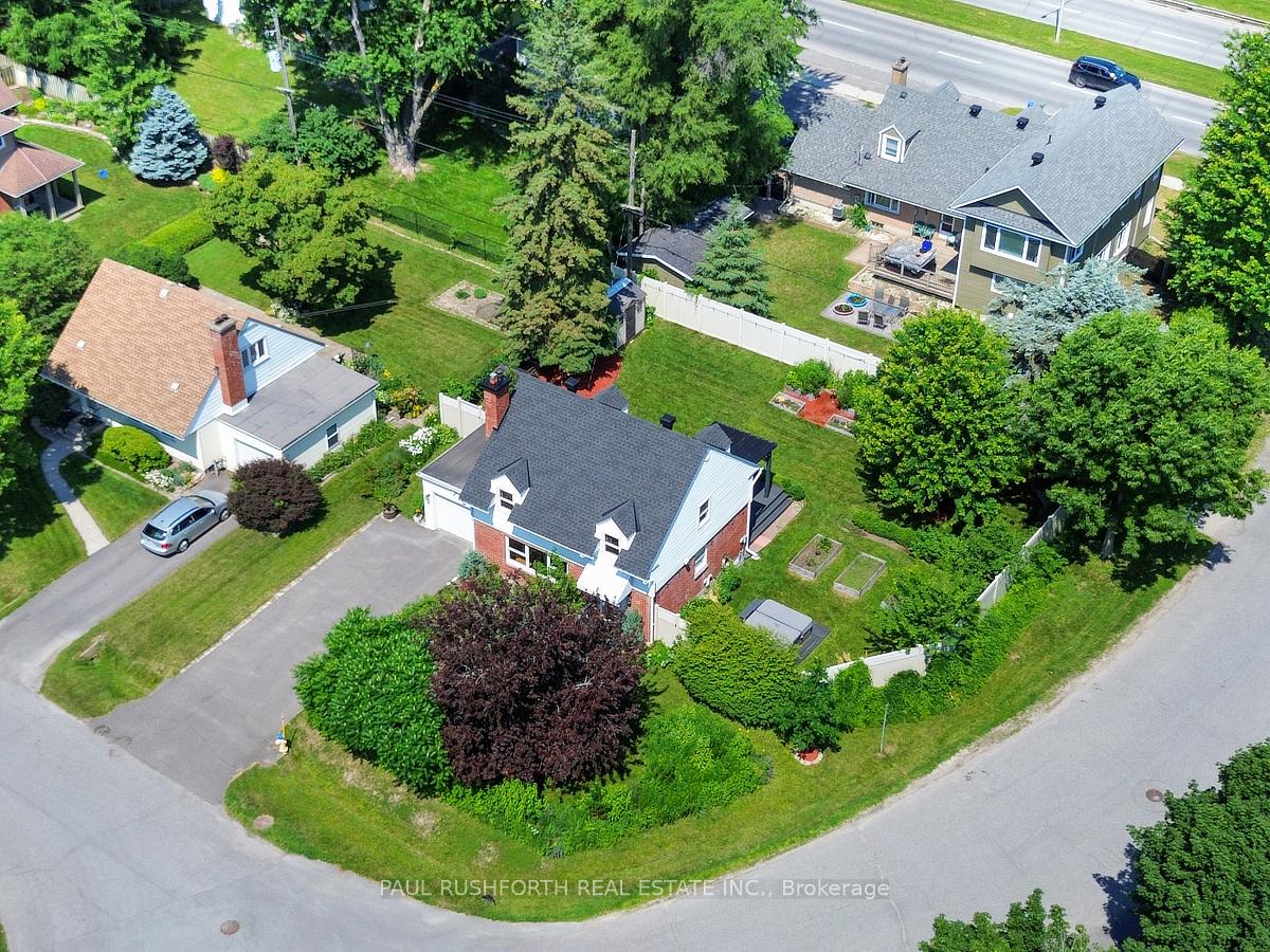 Photo 7 of 143 Wilshire Avenue, Ottawa, Courtland Park — HOMEH