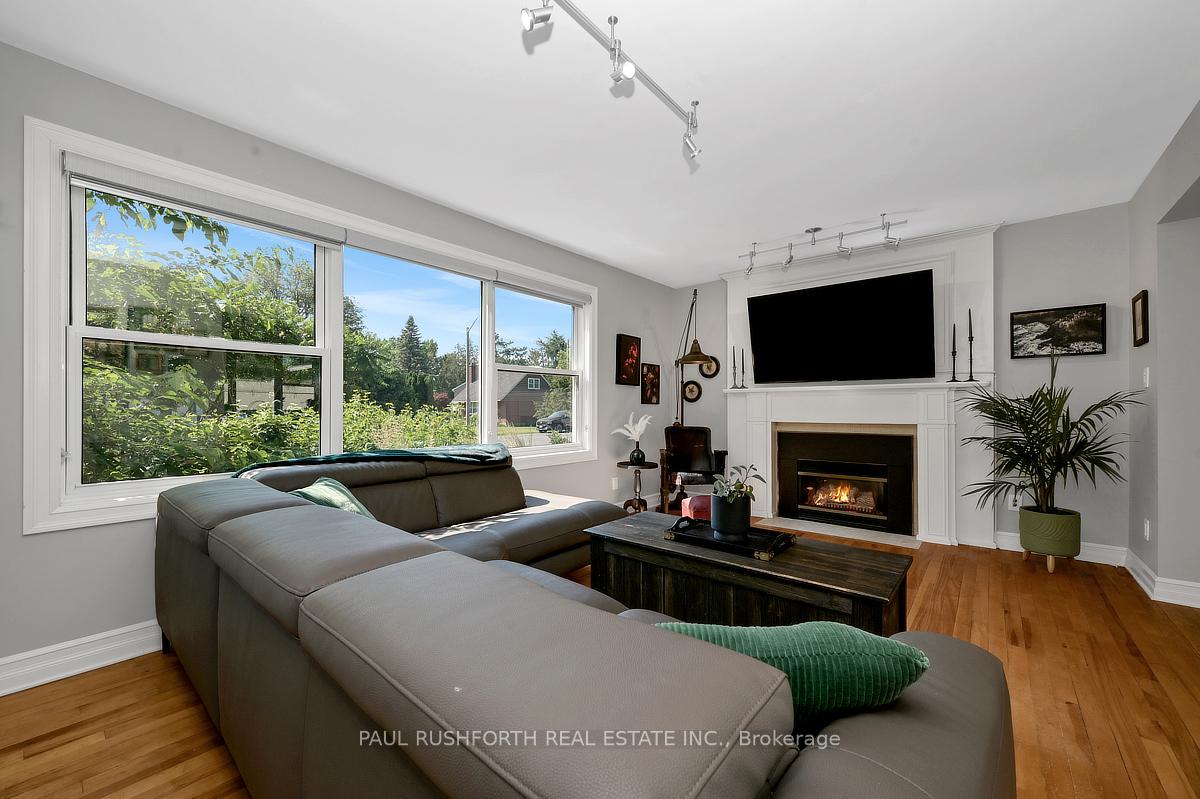 Photo 10 of 143 Wilshire Avenue, Ottawa, Courtland Park — HOMEH