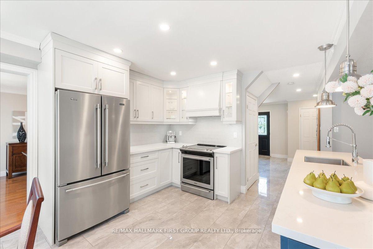 Photo 10 of 35 Rotherglen Road S, Ajax, Central West — HOMEH