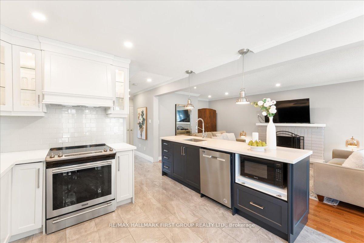Photo 12 of 35 Rotherglen Road S, Ajax, Central West — HOMEH