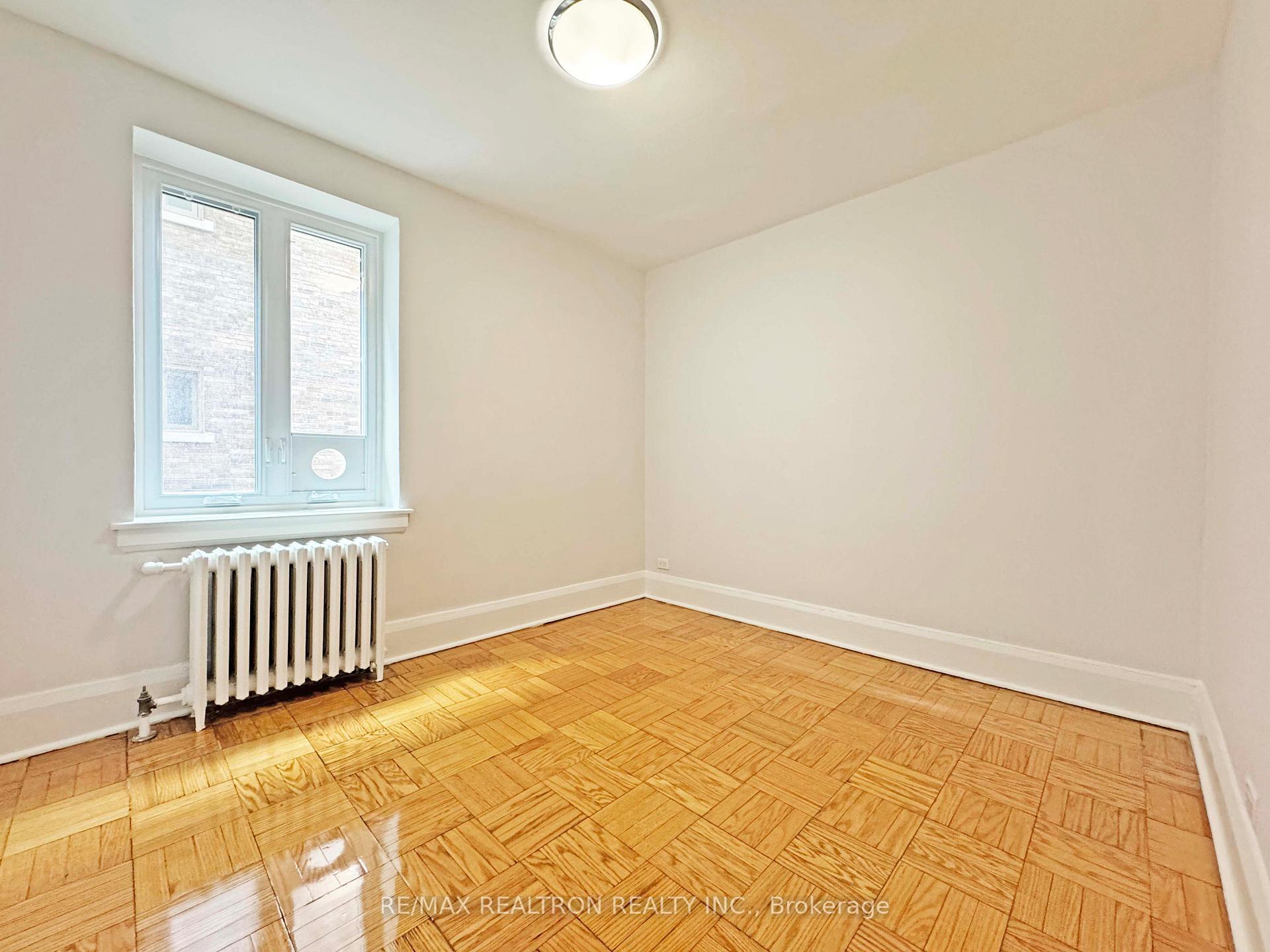 Photo 17 of Unit 320, 396 Avenue Road, Toronto, Casa Loma — HOMEH