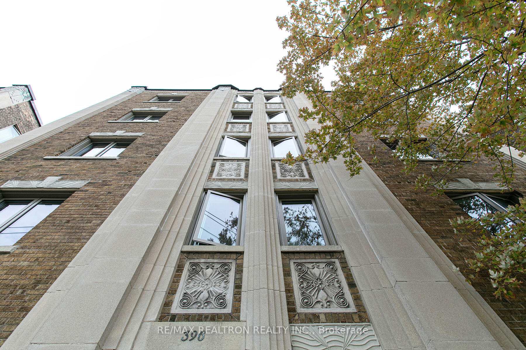 Photo 20 of Unit 320, 396 Avenue Road, Toronto, Casa Loma — HOMEH