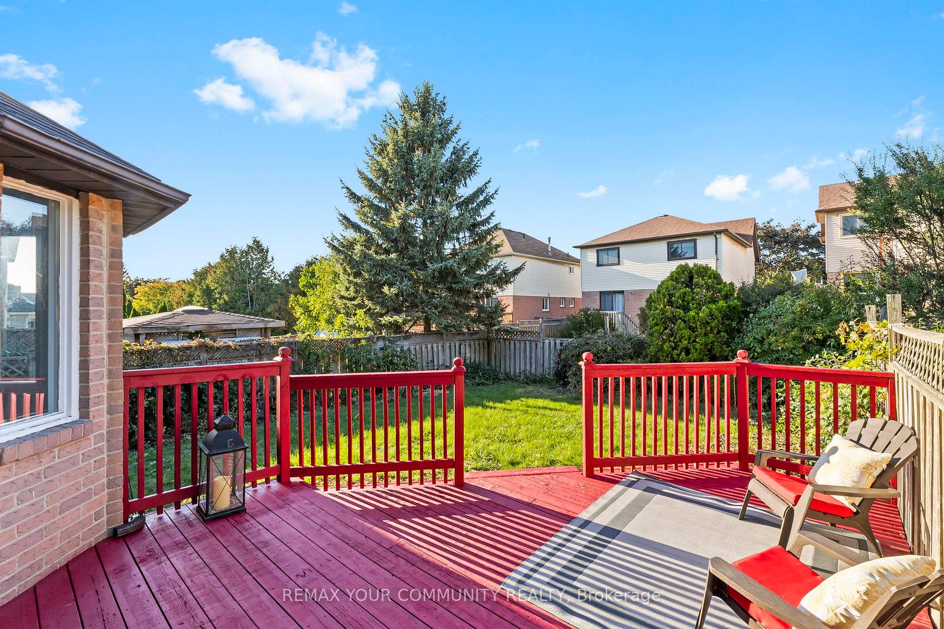 Photo 33 of 30 Chapman Drive, Ajax, Central — HOMEH