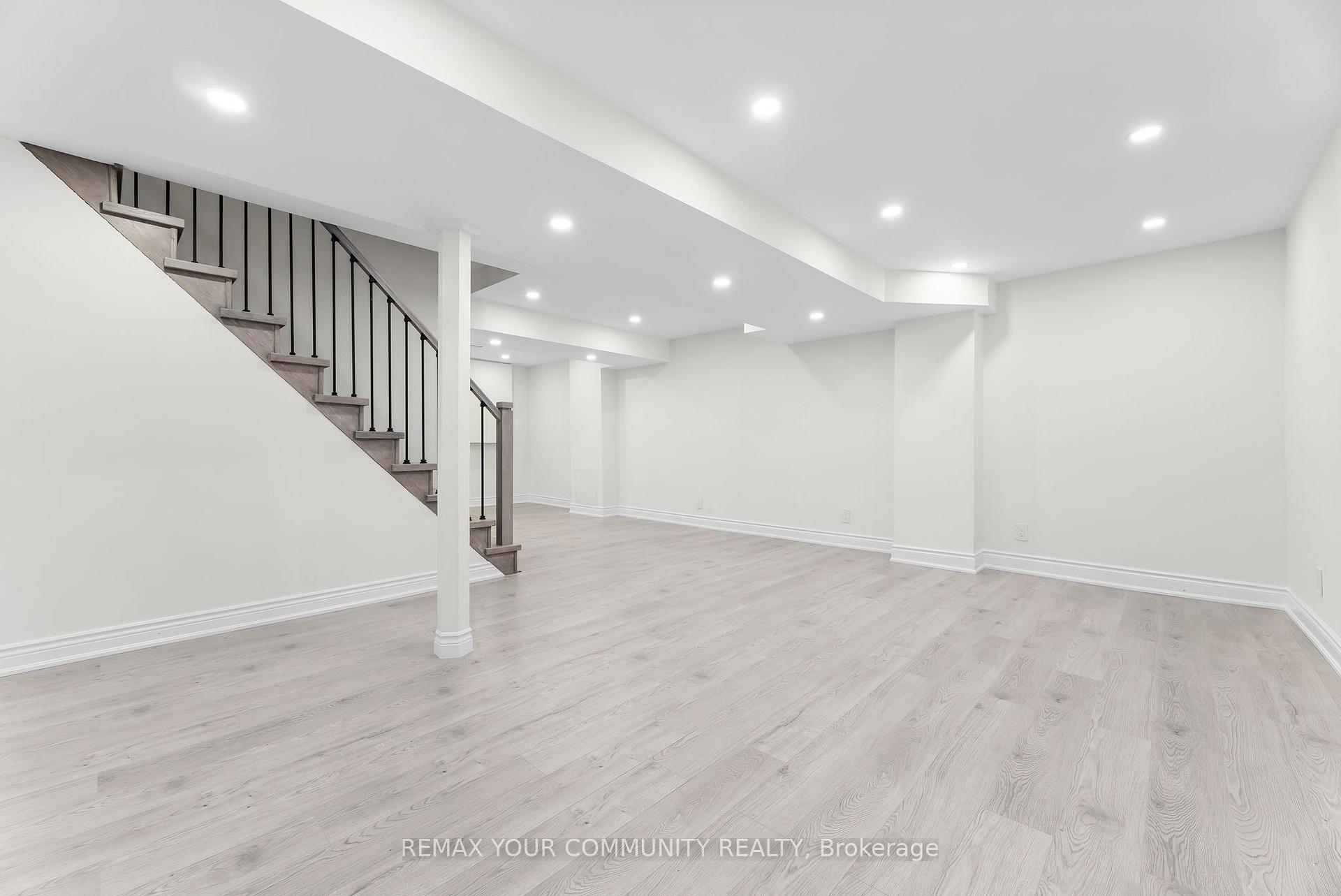 Photo 41 of 30 Chapman Drive, Ajax, Central — HOMEH