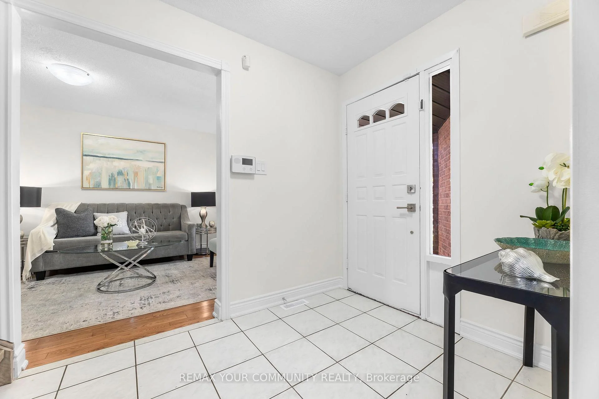 Photo 26 of 30 Chapman Drive, Ajax, Central — HOMEH