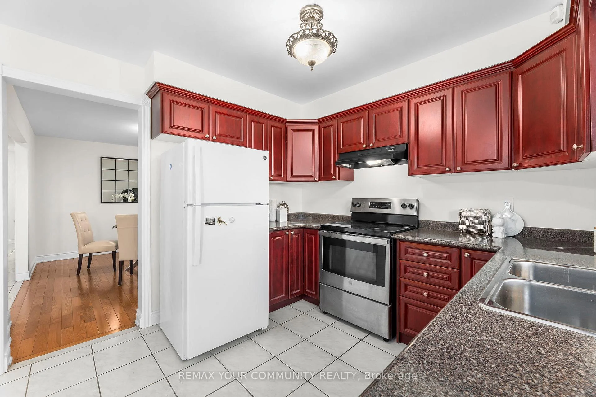 Photo 52 of 30 Chapman Drive, Ajax, Central — HOMEH