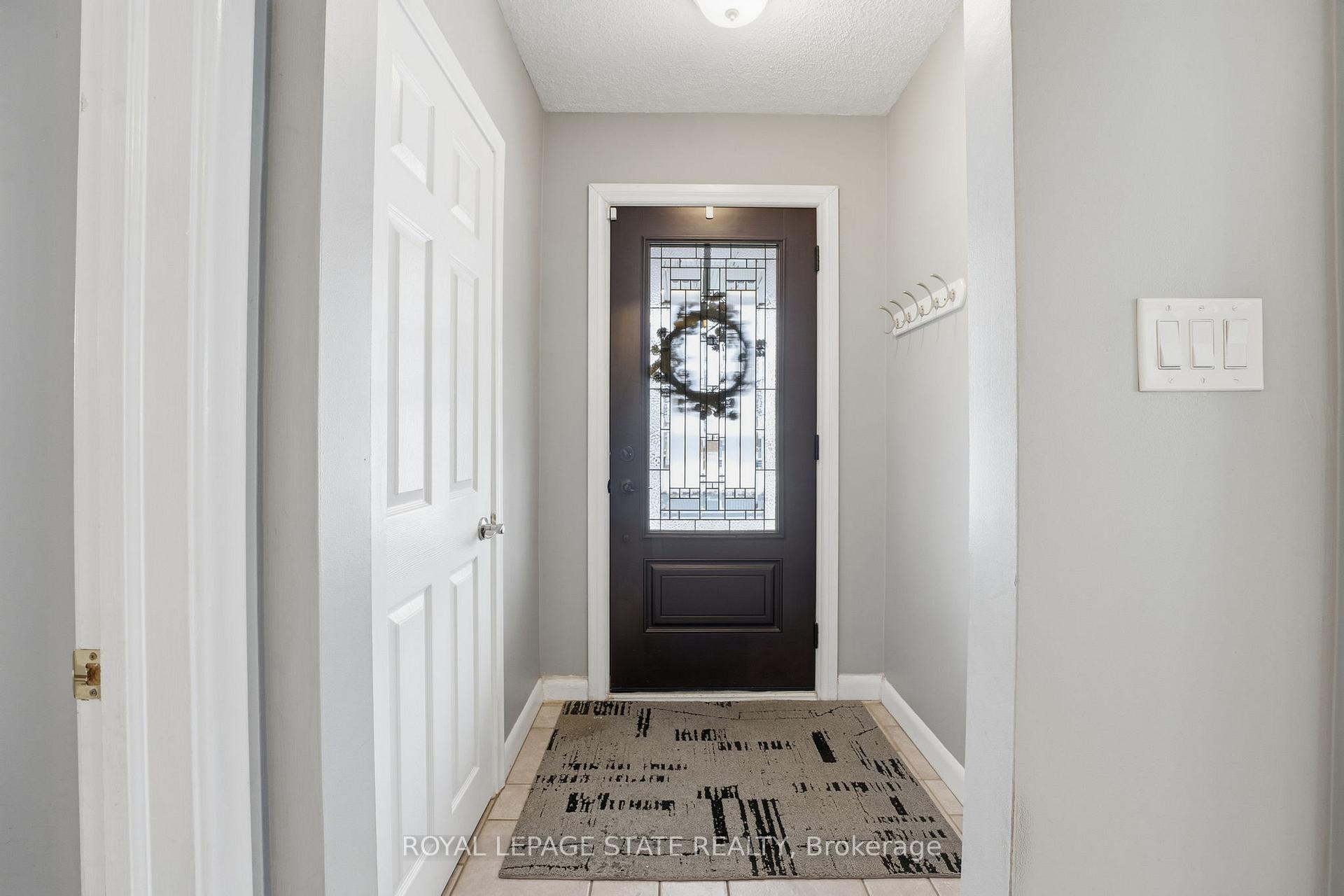 Photo of 473 Mohawk Road W