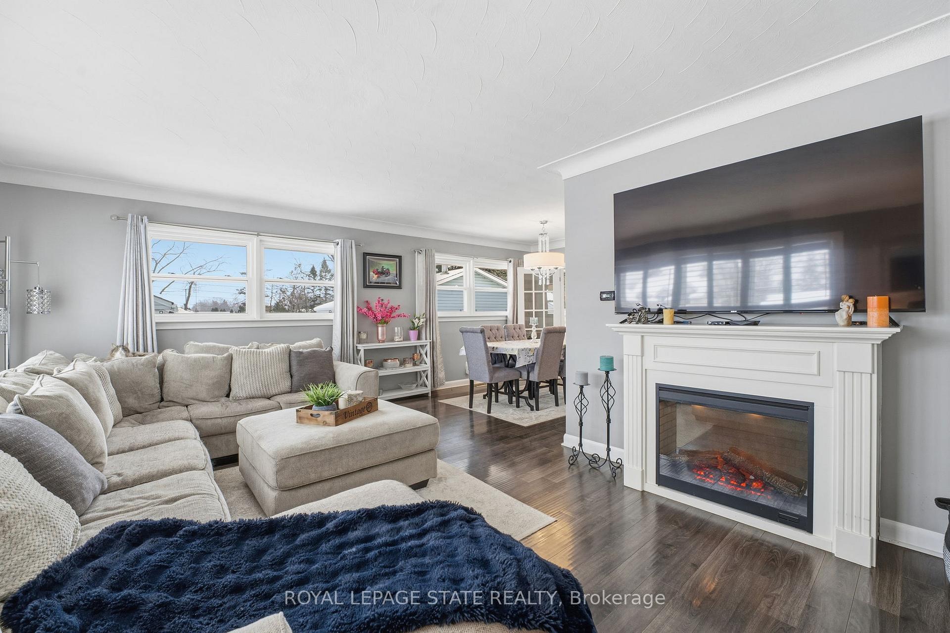 Photo 5 of 473 Mohawk Road W, Hamilton, Mountview — HOMEH