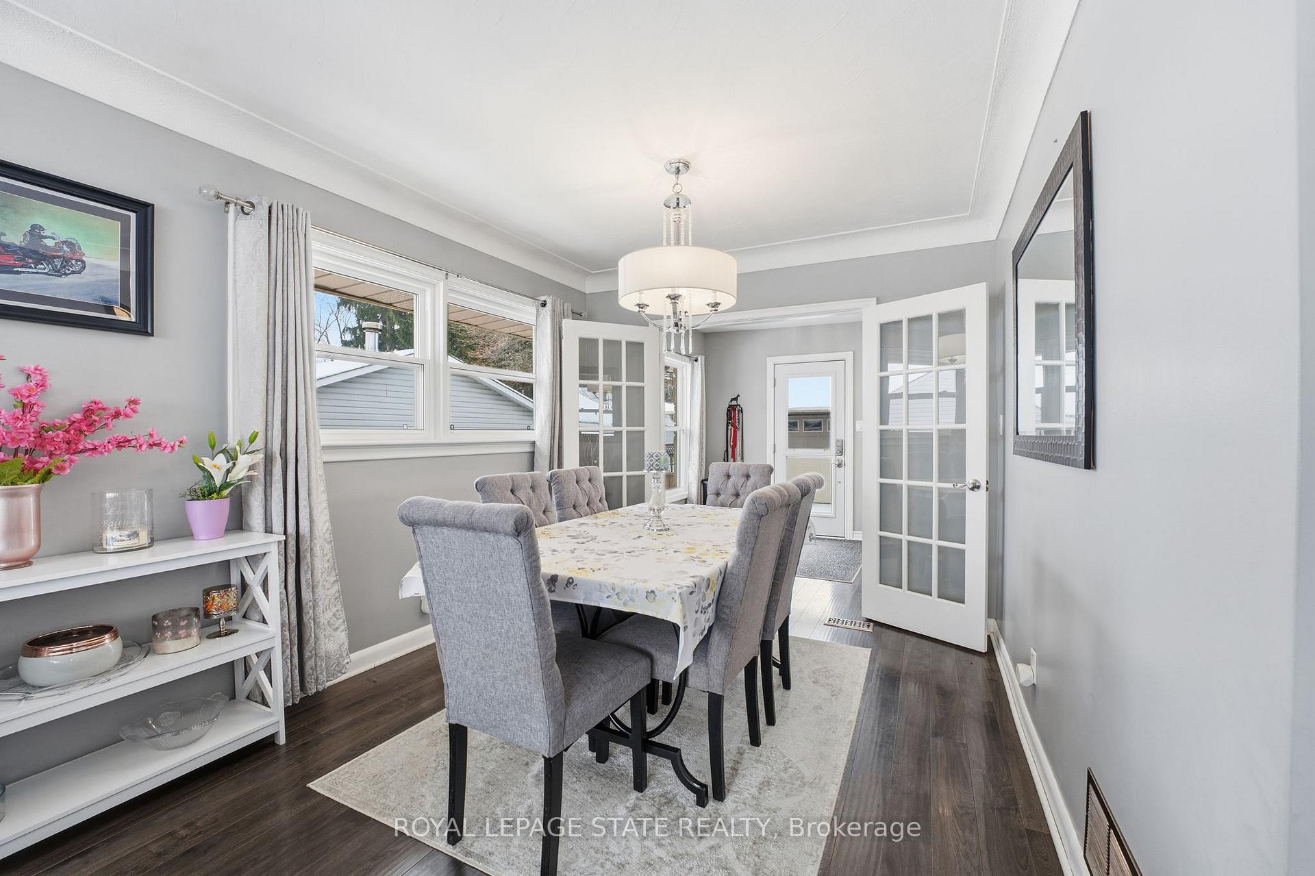 Photo 6 of 473 Mohawk Road W, Hamilton, Mountview — HOMEH