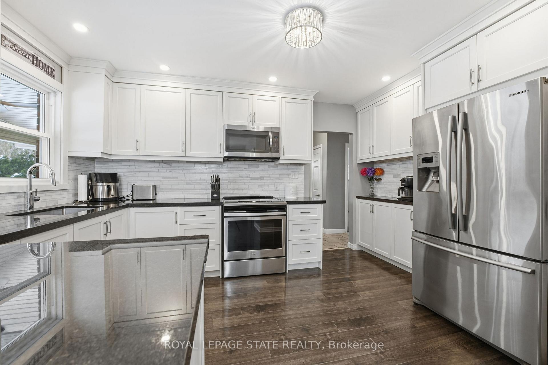 Photo 14 of 473 Mohawk Road W, Hamilton, Mountview — HOMEH
