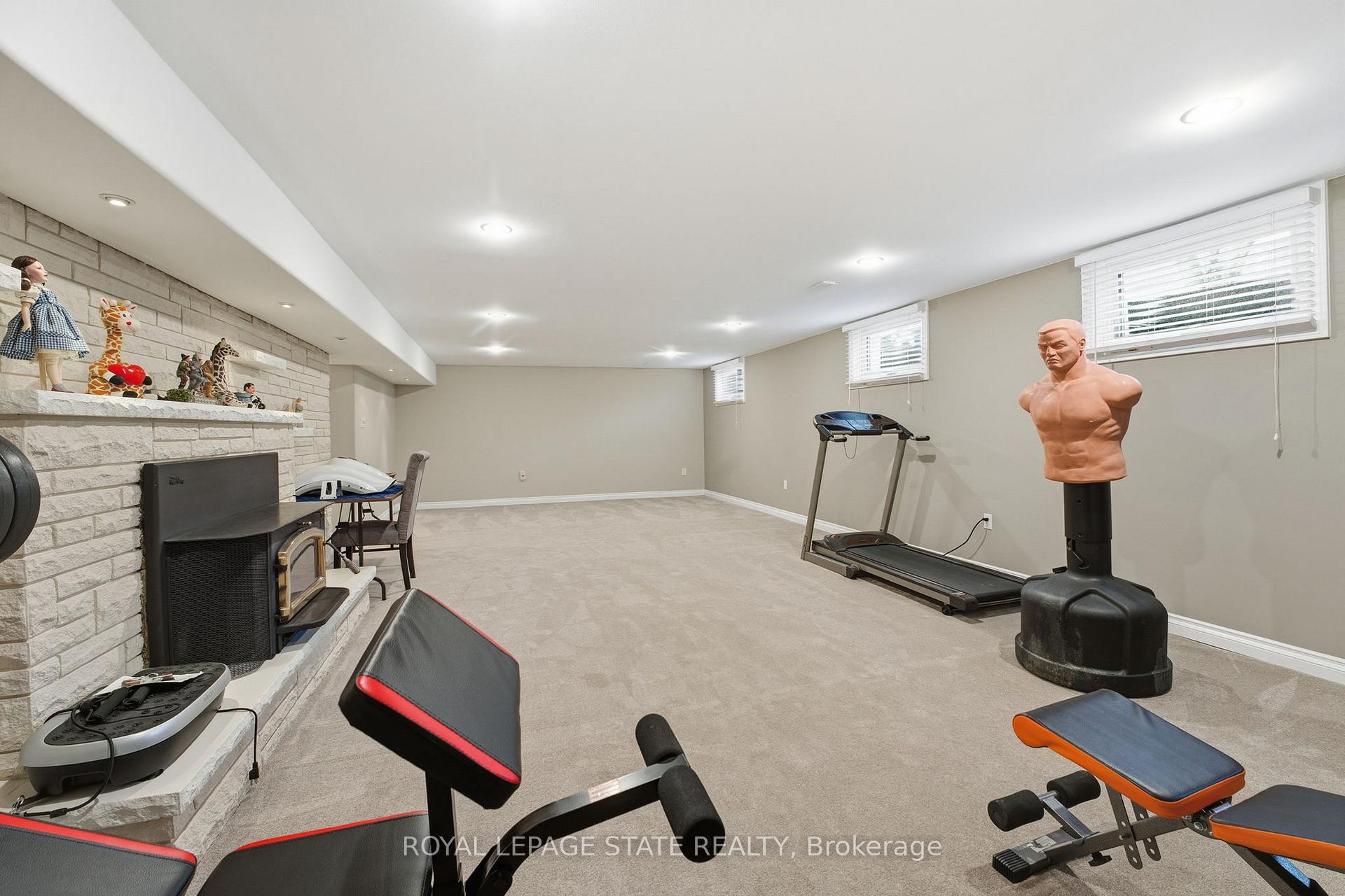 Photo 27 of 473 Mohawk Road W, Hamilton, Mountview — HOMEH